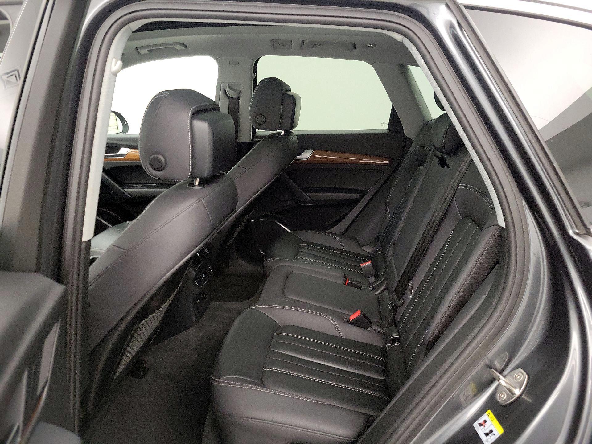 Thumbnail: 2023 Audi Q5 - 20