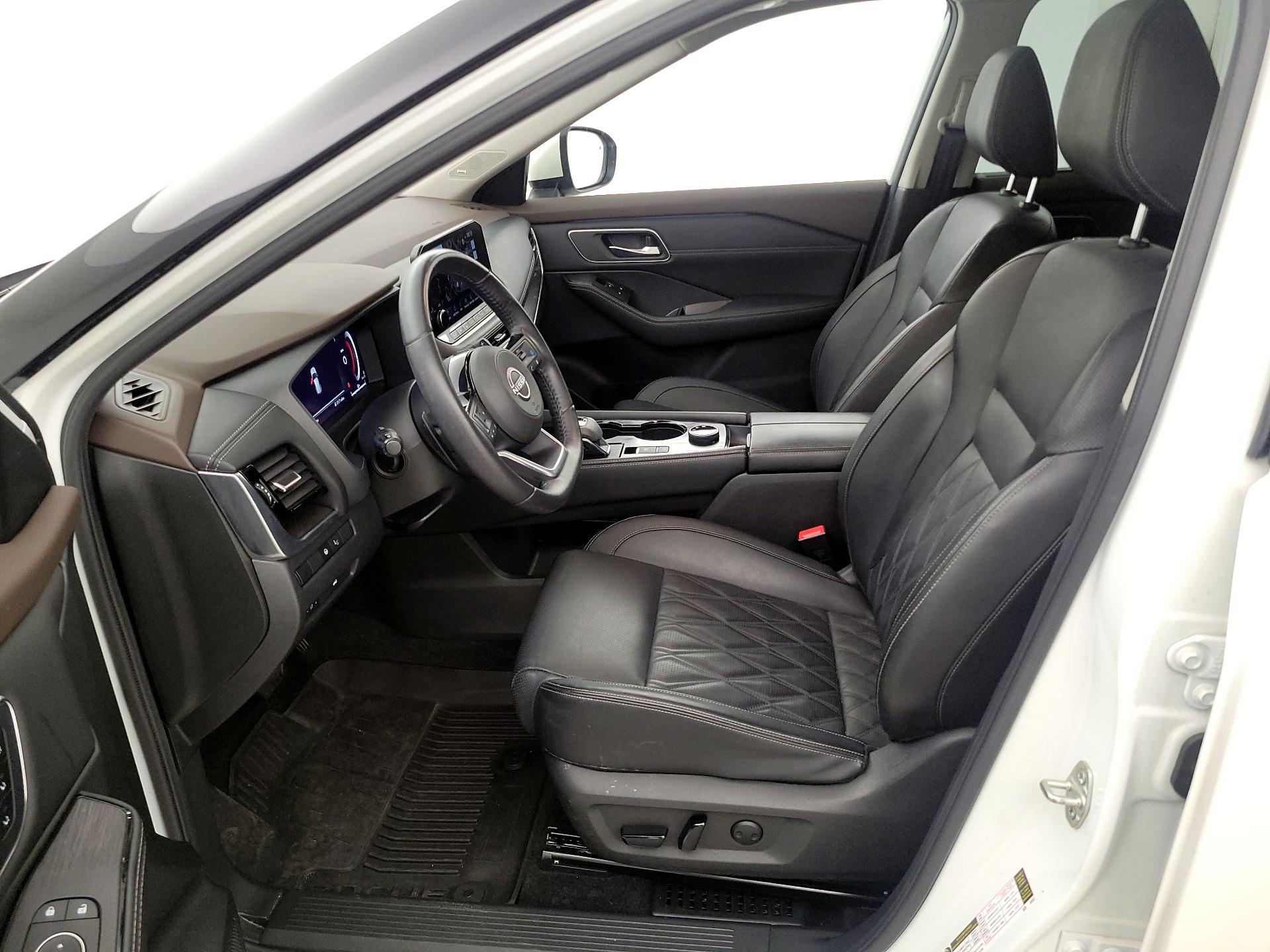 Thumbnail: 2023 Nissan Rogue - 11