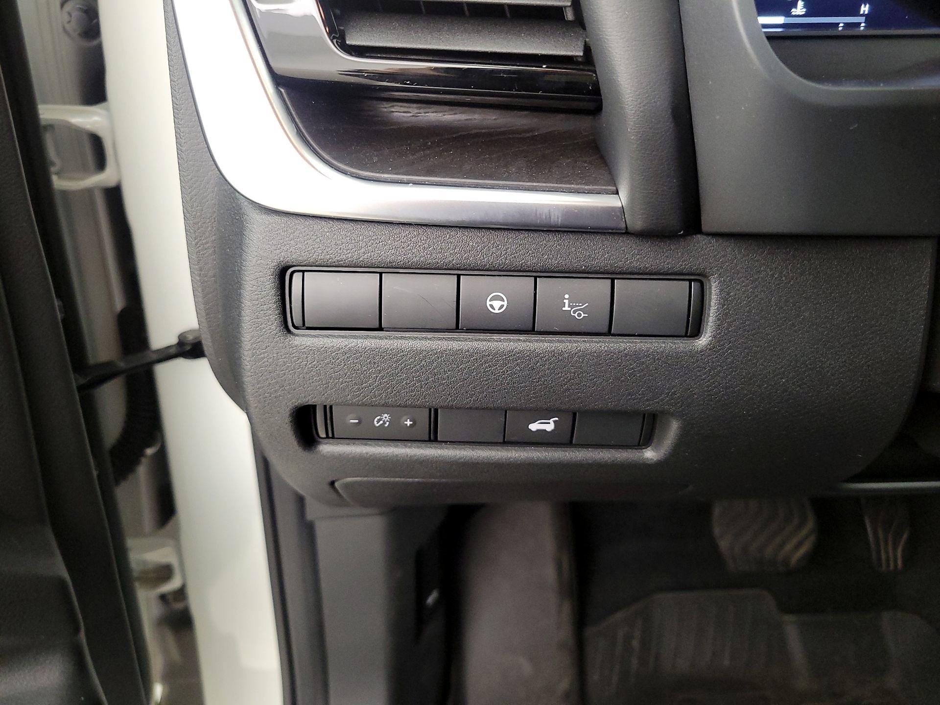 Thumbnail: 2023 Nissan Rogue - 13