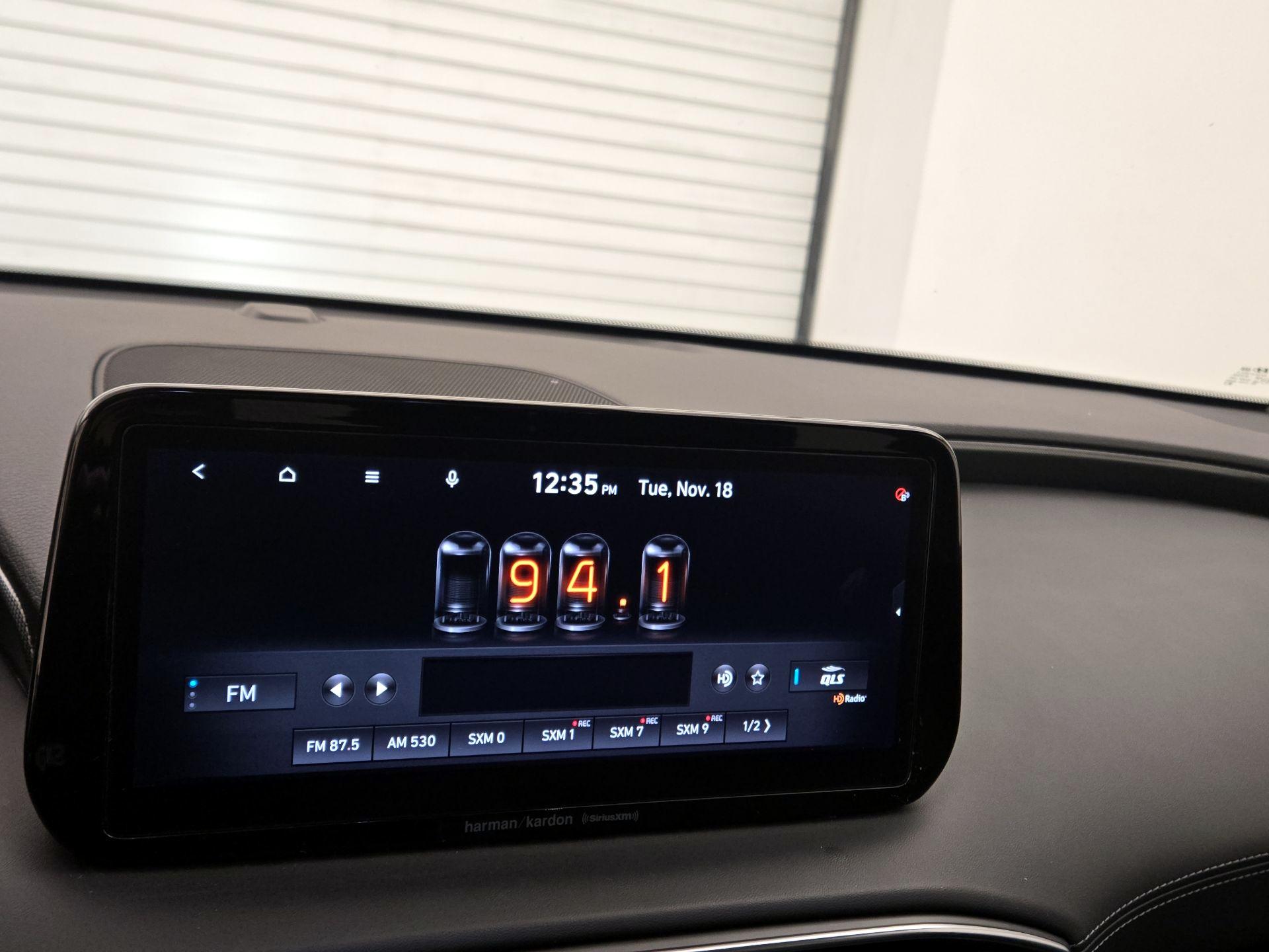 Thumbnail: 2022 Hyundai Santa Fe - 15