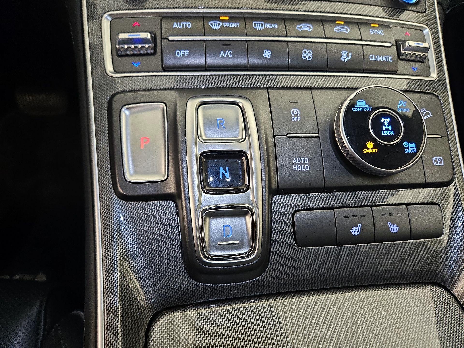 Thumbnail: 2022 Hyundai Santa Fe - 17