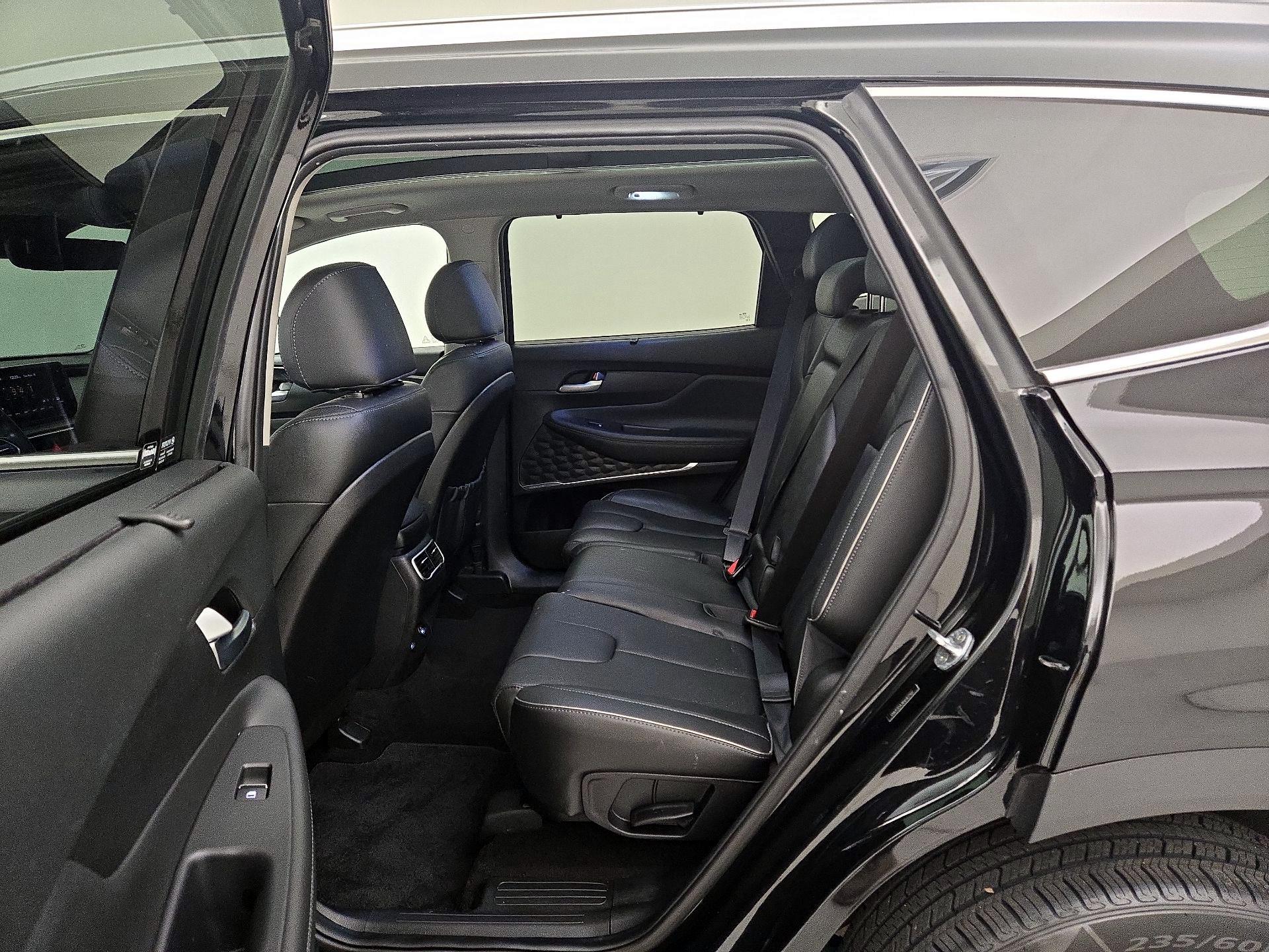 Thumbnail: 2022 Hyundai Santa Fe - 18