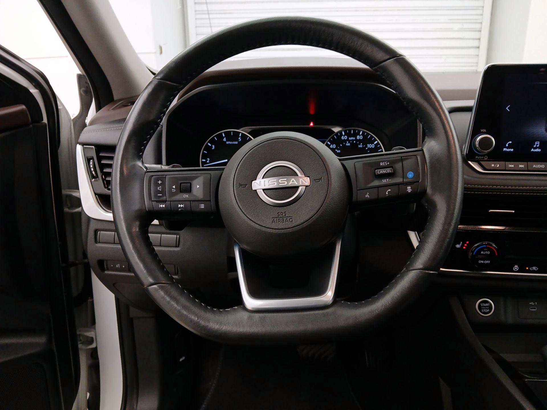 Thumbnail: 2022 Nissan Rogue - 10