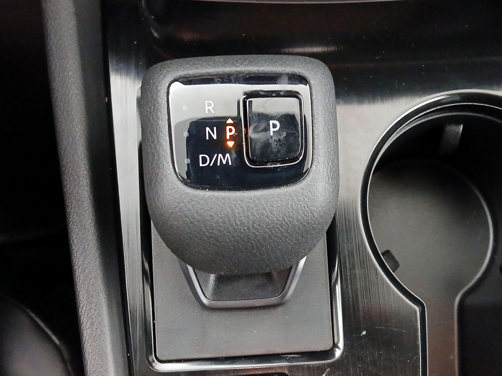 Thumbnail: 2022 Nissan Rogue - 17