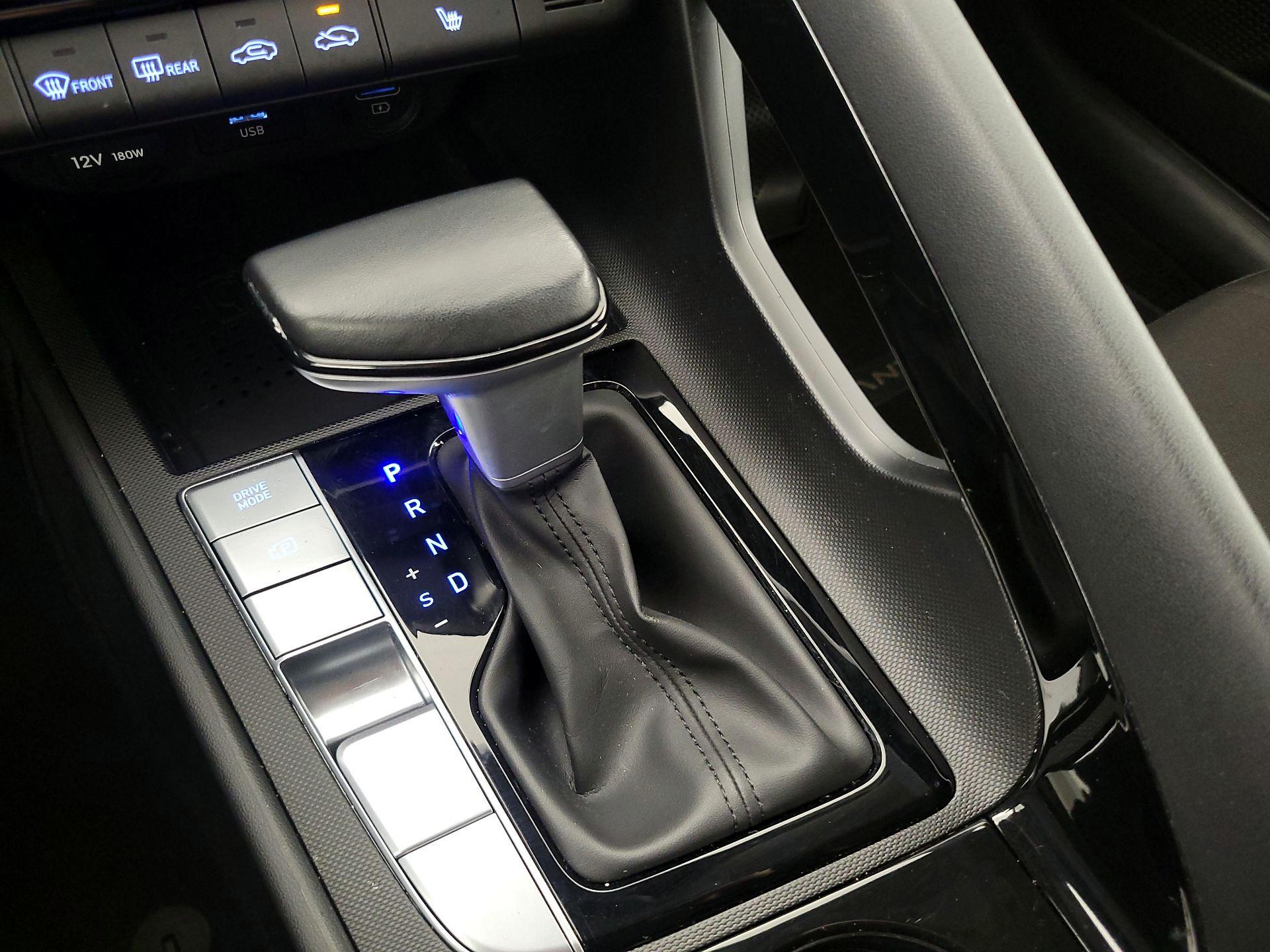 Thumbnail: 2023 Hyundai Elantra - 18