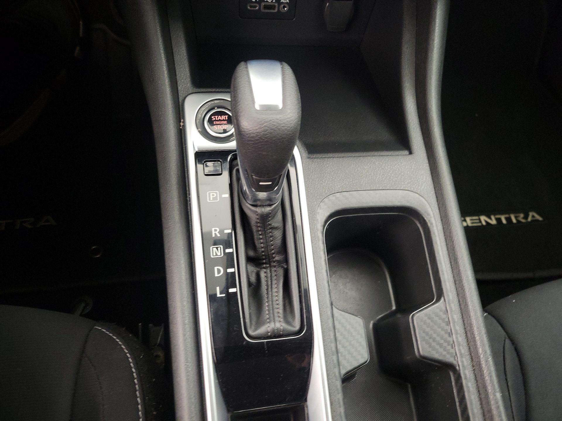 Thumbnail: 2021 Nissan Sentra - 17