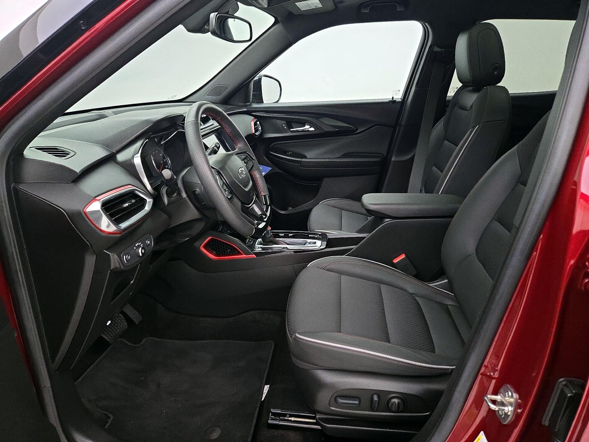 Thumbnail: 2023 Chevrolet TrailBlazer - 11