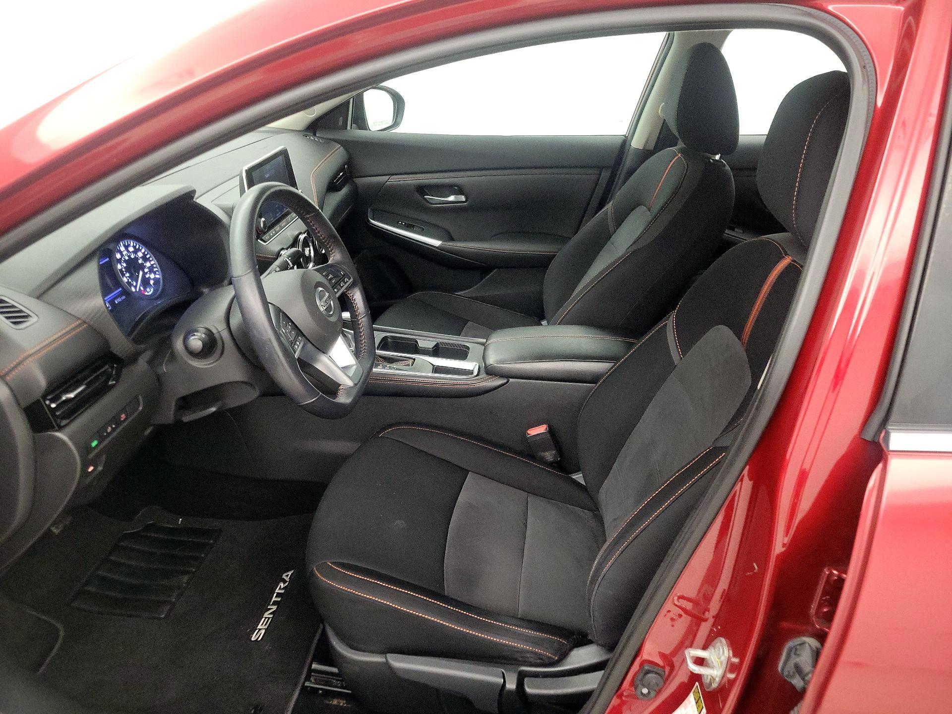 Thumbnail: 2021 Nissan Sentra - 11