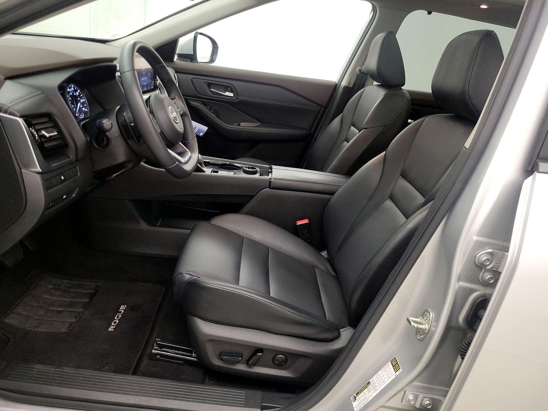 Thumbnail: 2022 Nissan Rogue - 11