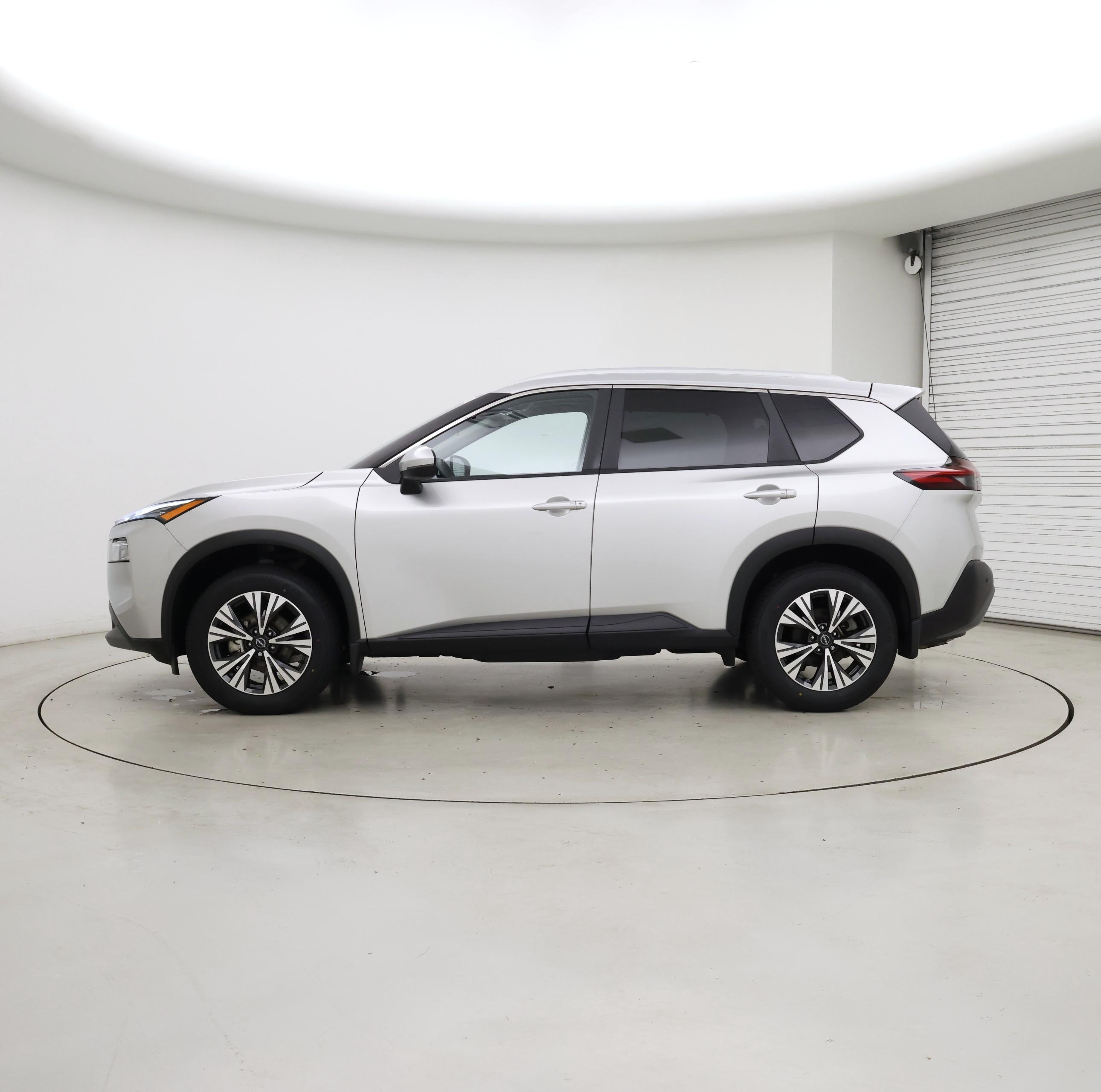 Thumbnail: 2022 Nissan Rogue - 3