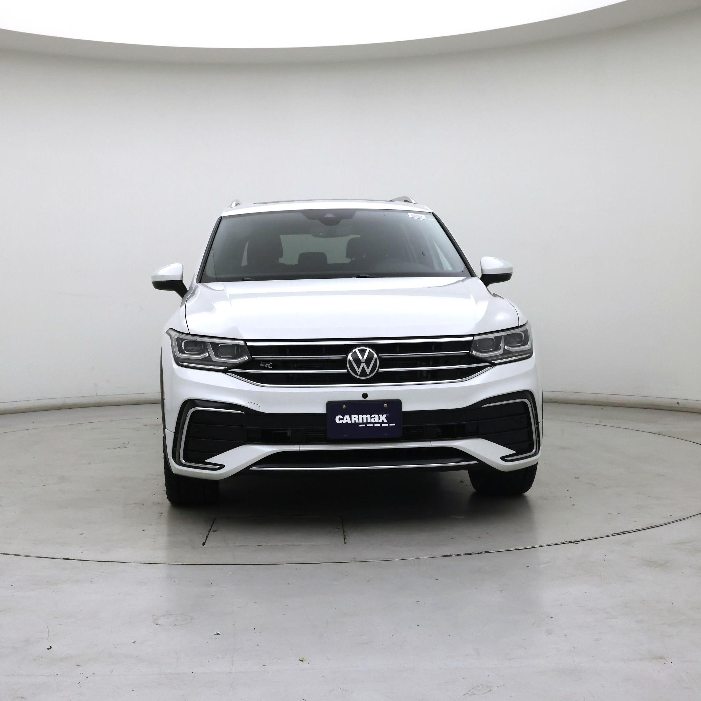 Thumbnail: 2022 Volkswagen Tiguan - 5