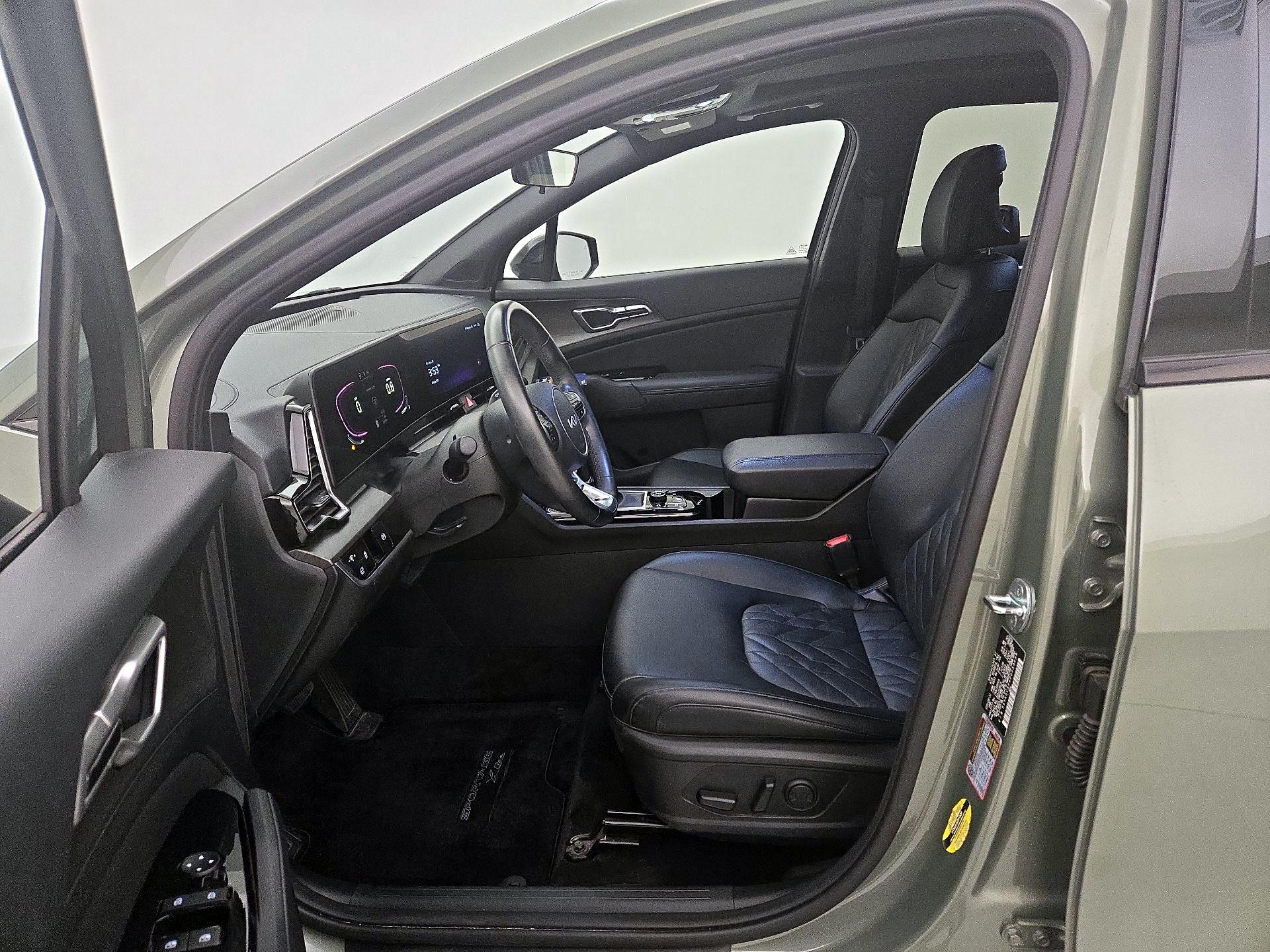 Thumbnail: 2023 Kia Sportage - 11