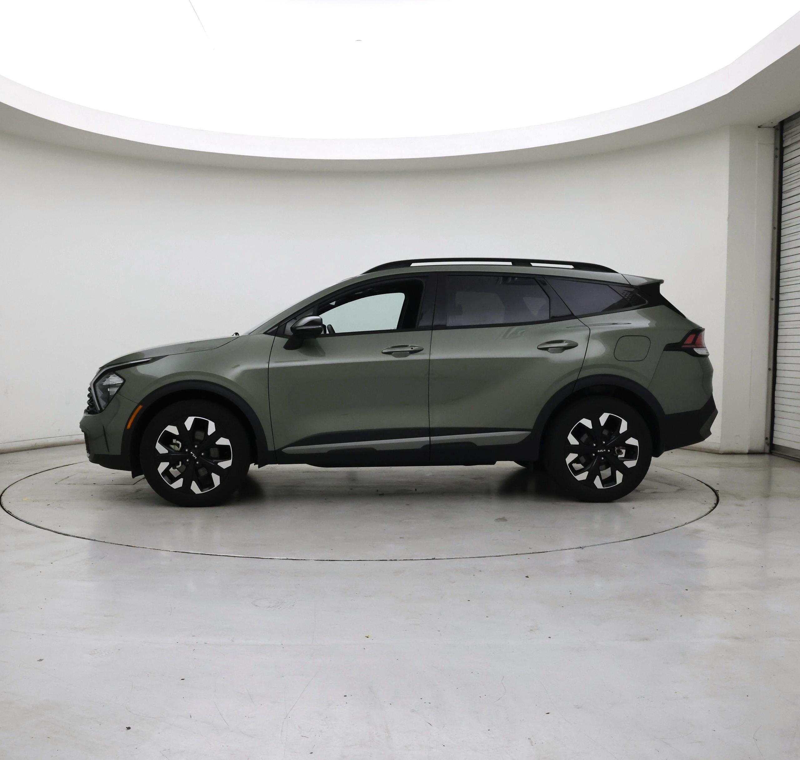 Thumbnail: 2023 Kia Sportage - 3