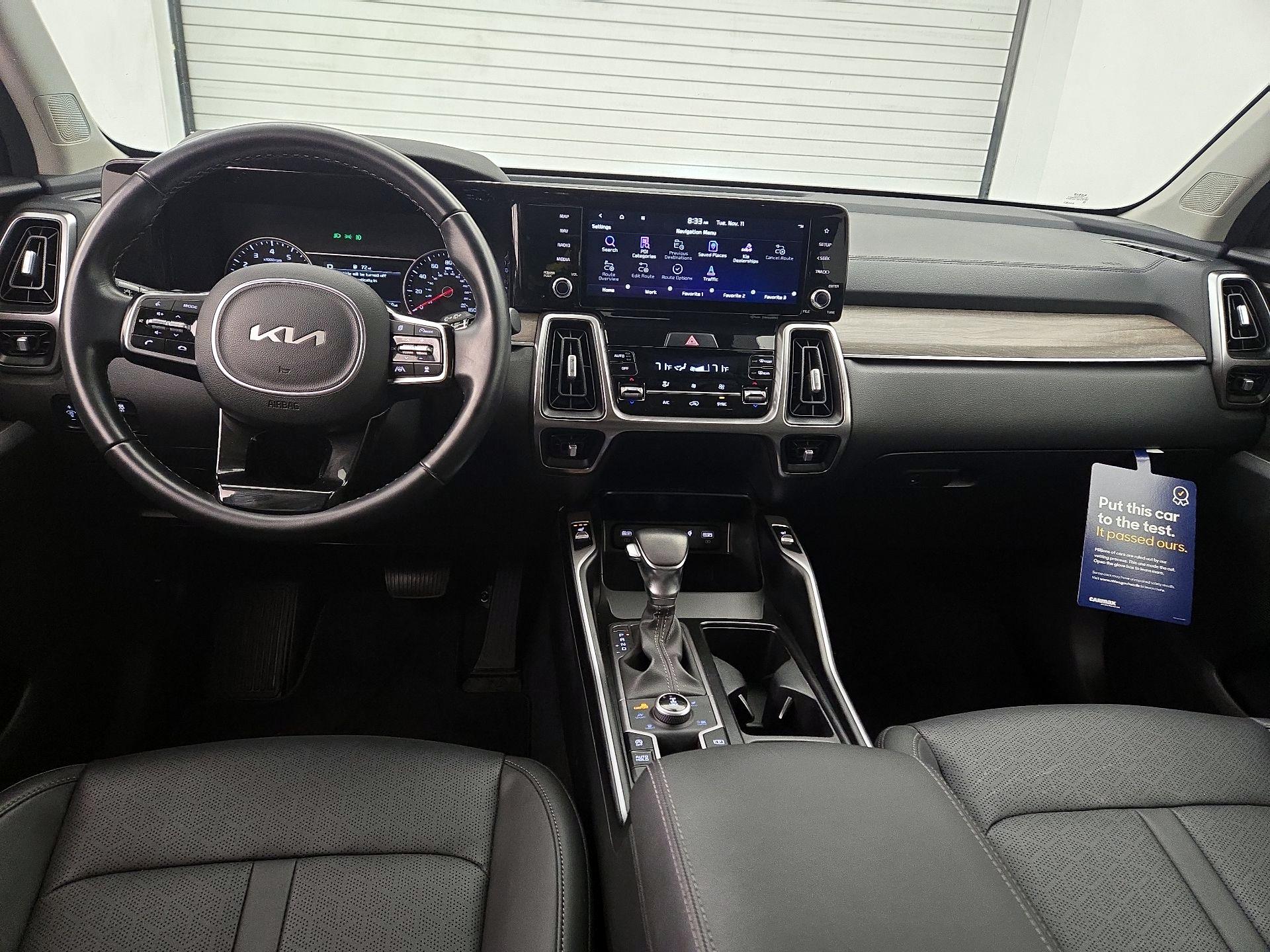 Thumbnail: 2023 Kia Sorento - 9