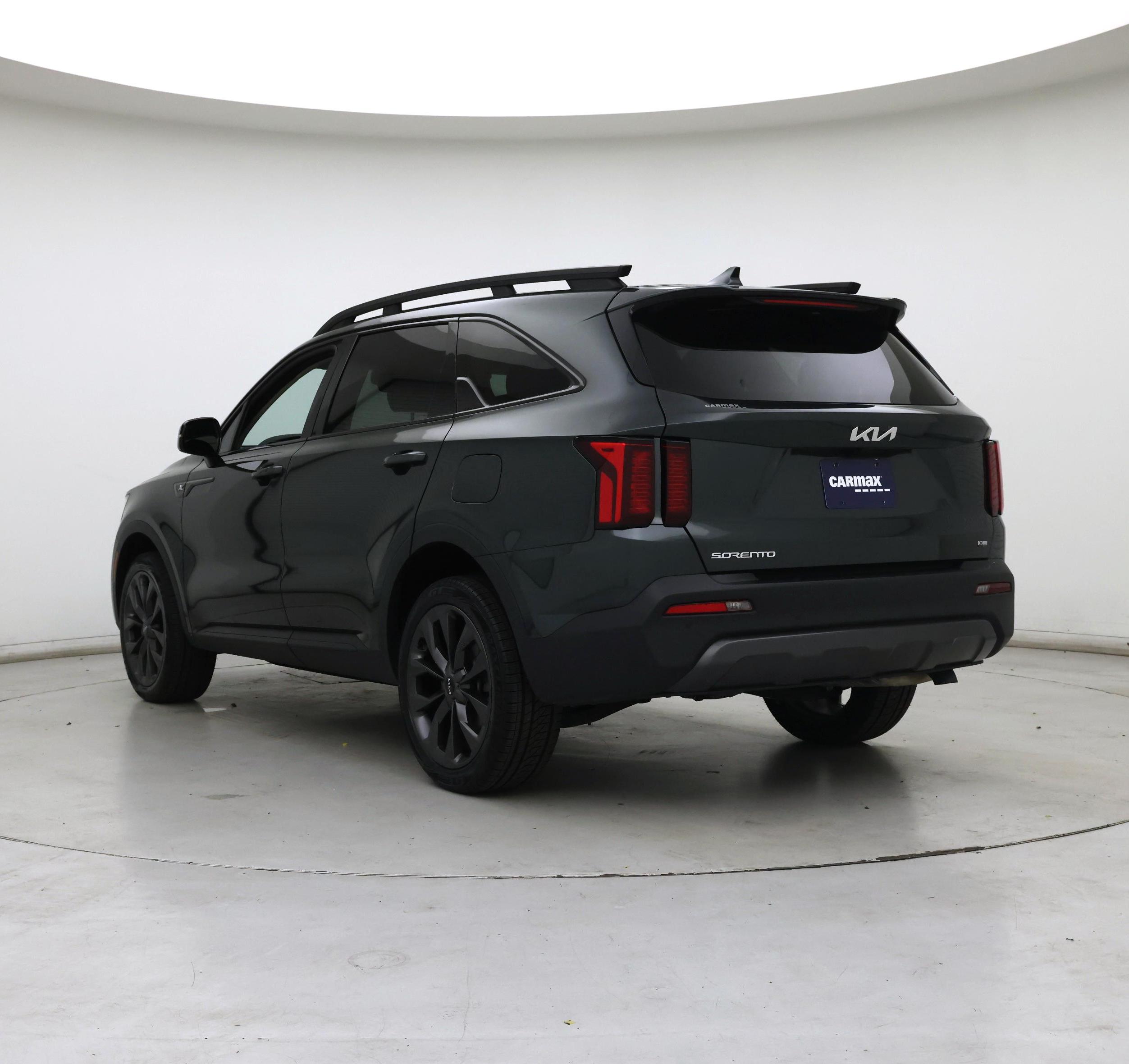 Thumbnail: 2023 Kia Sorento - 2