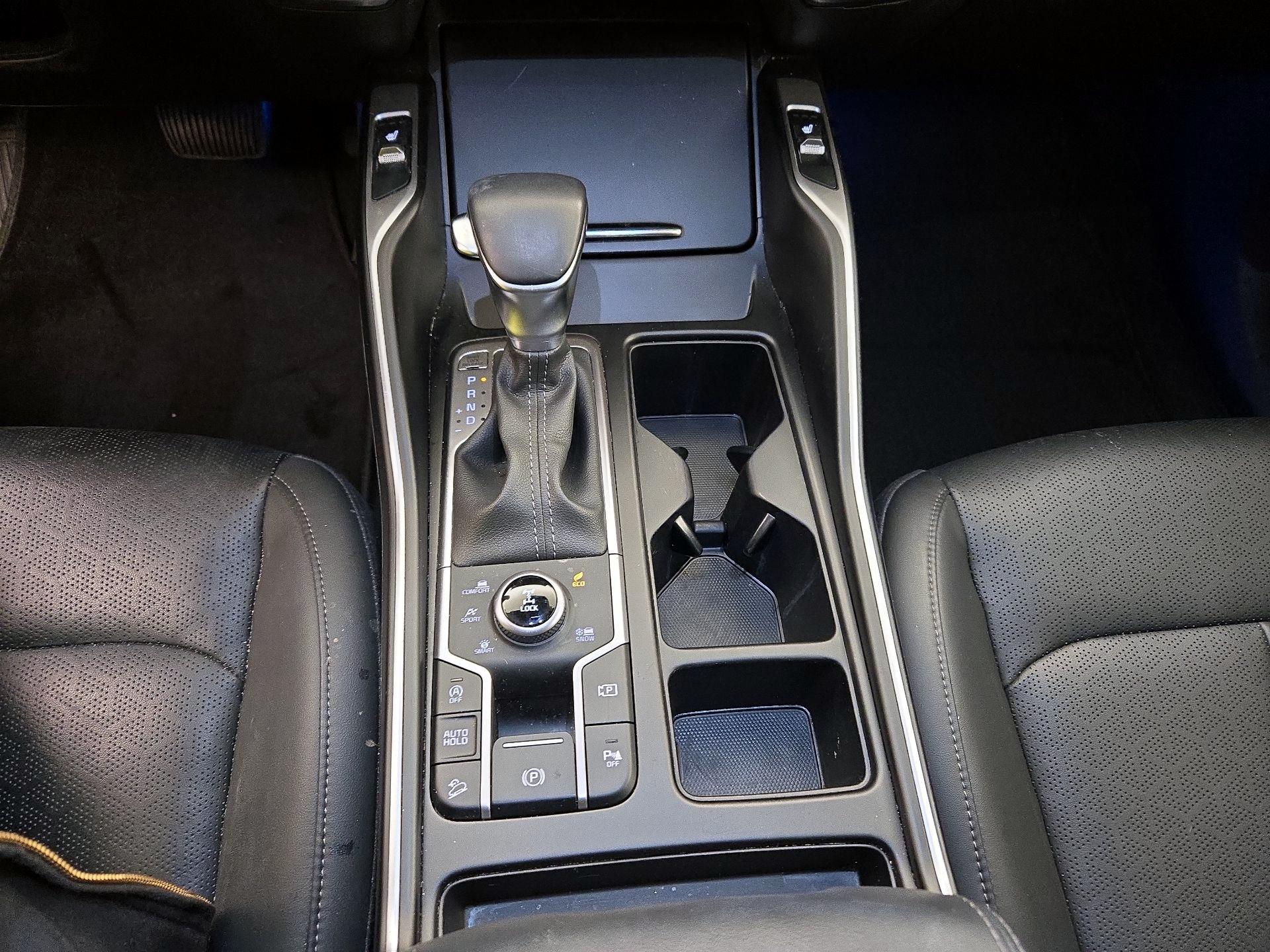 Thumbnail: 2023 Kia Sorento - 18