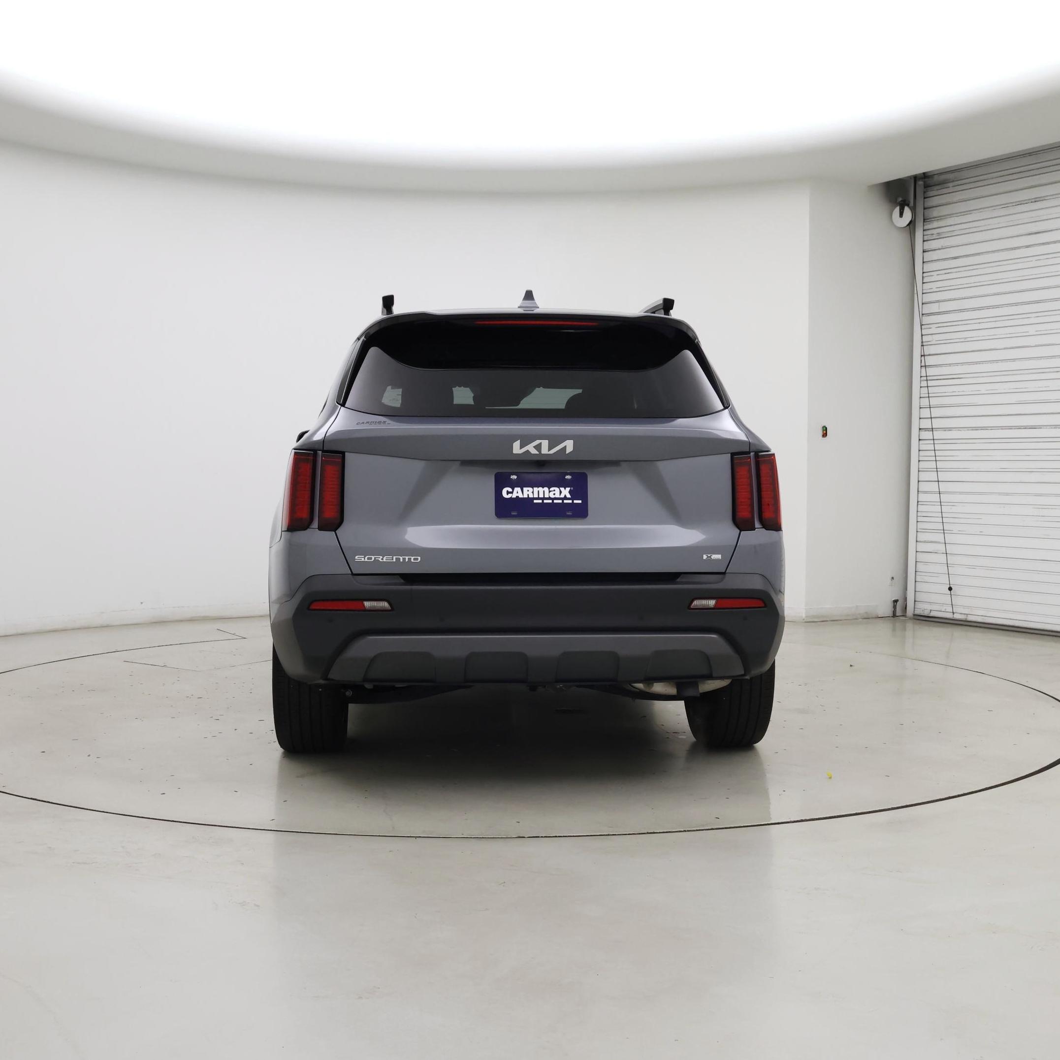 Thumbnail: 2023 Kia Sorento - 6