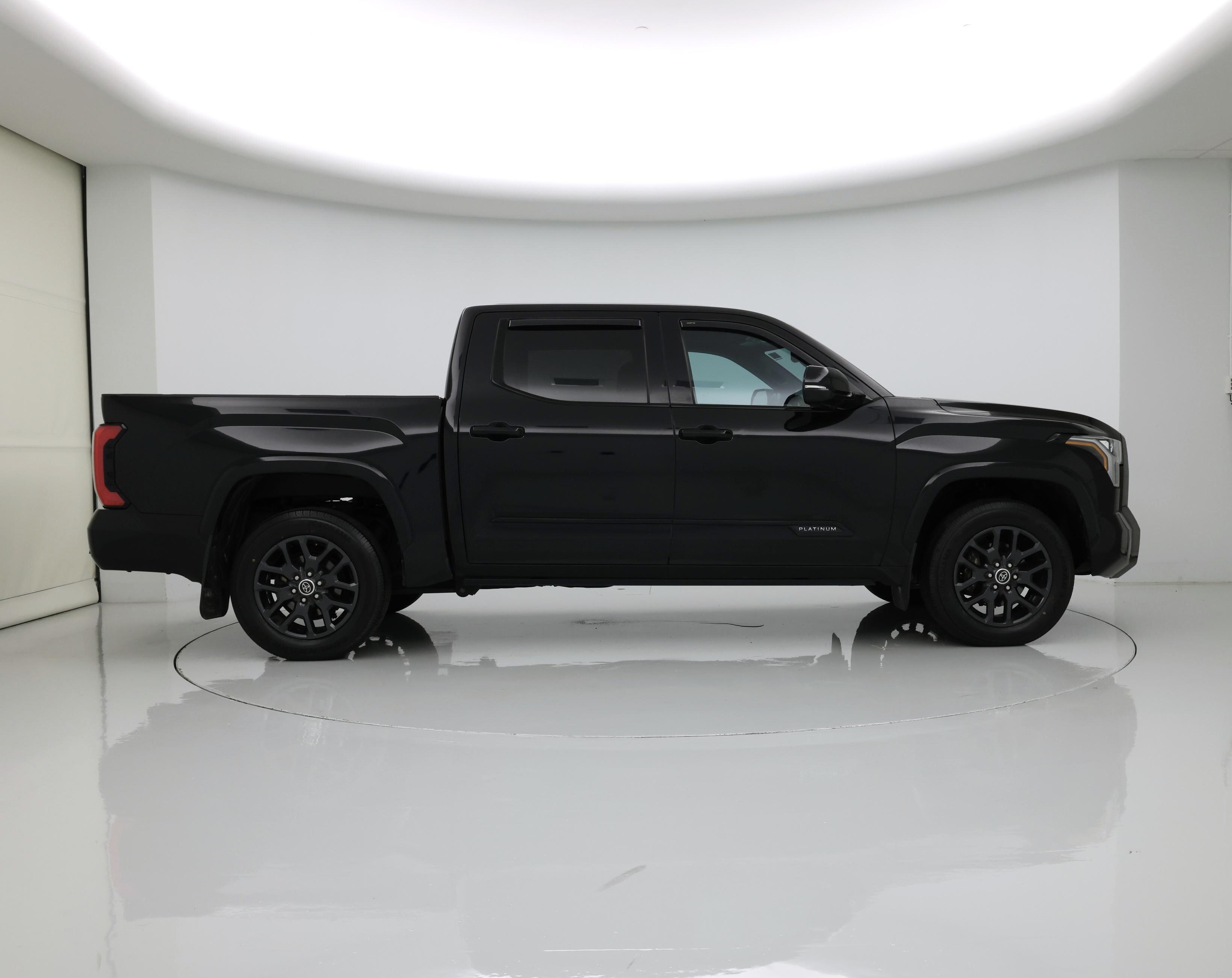 Thumbnail: 2023 Toyota Tundra - 7