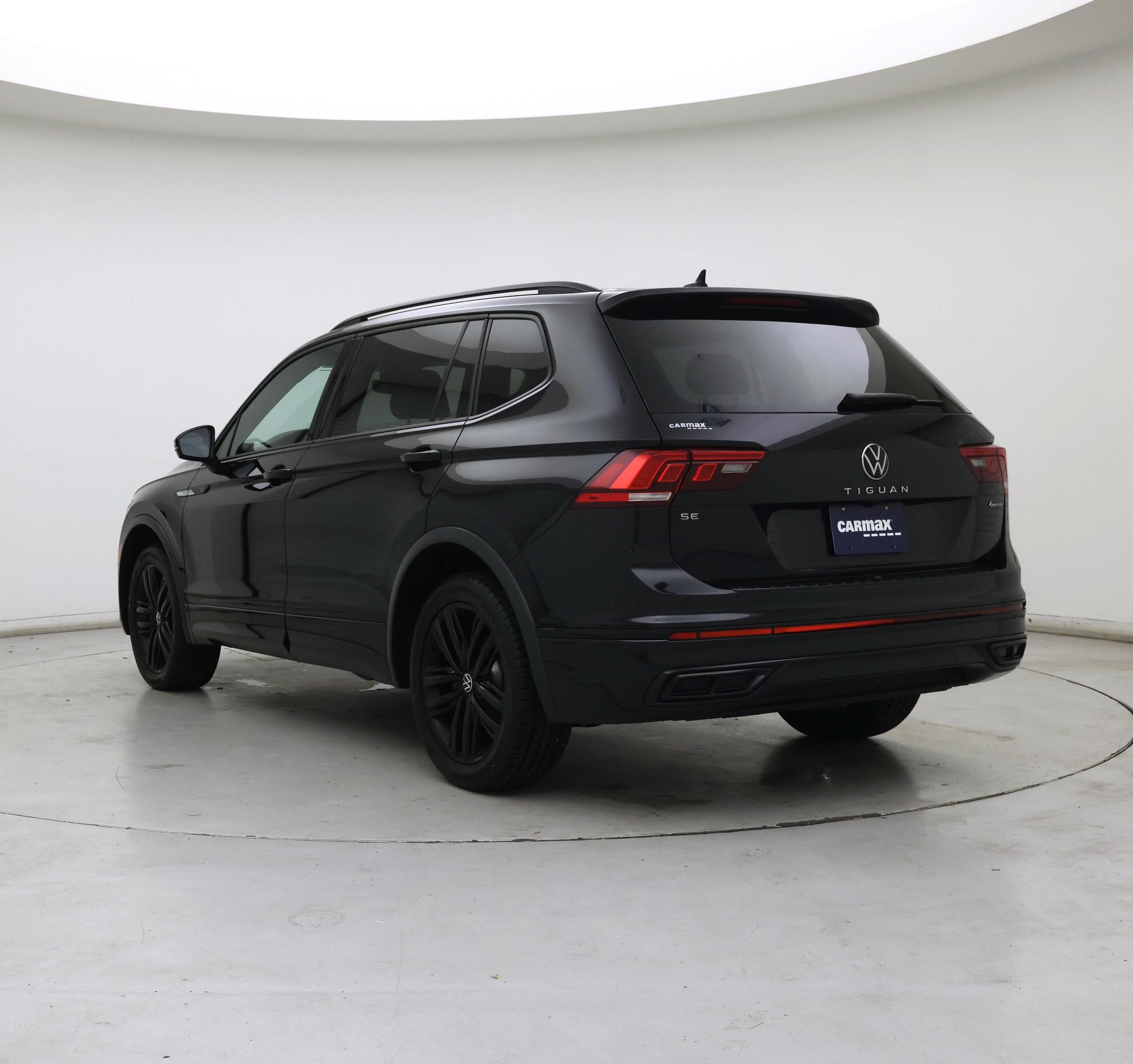 Thumbnail: 2022 Volkswagen Tiguan - 2