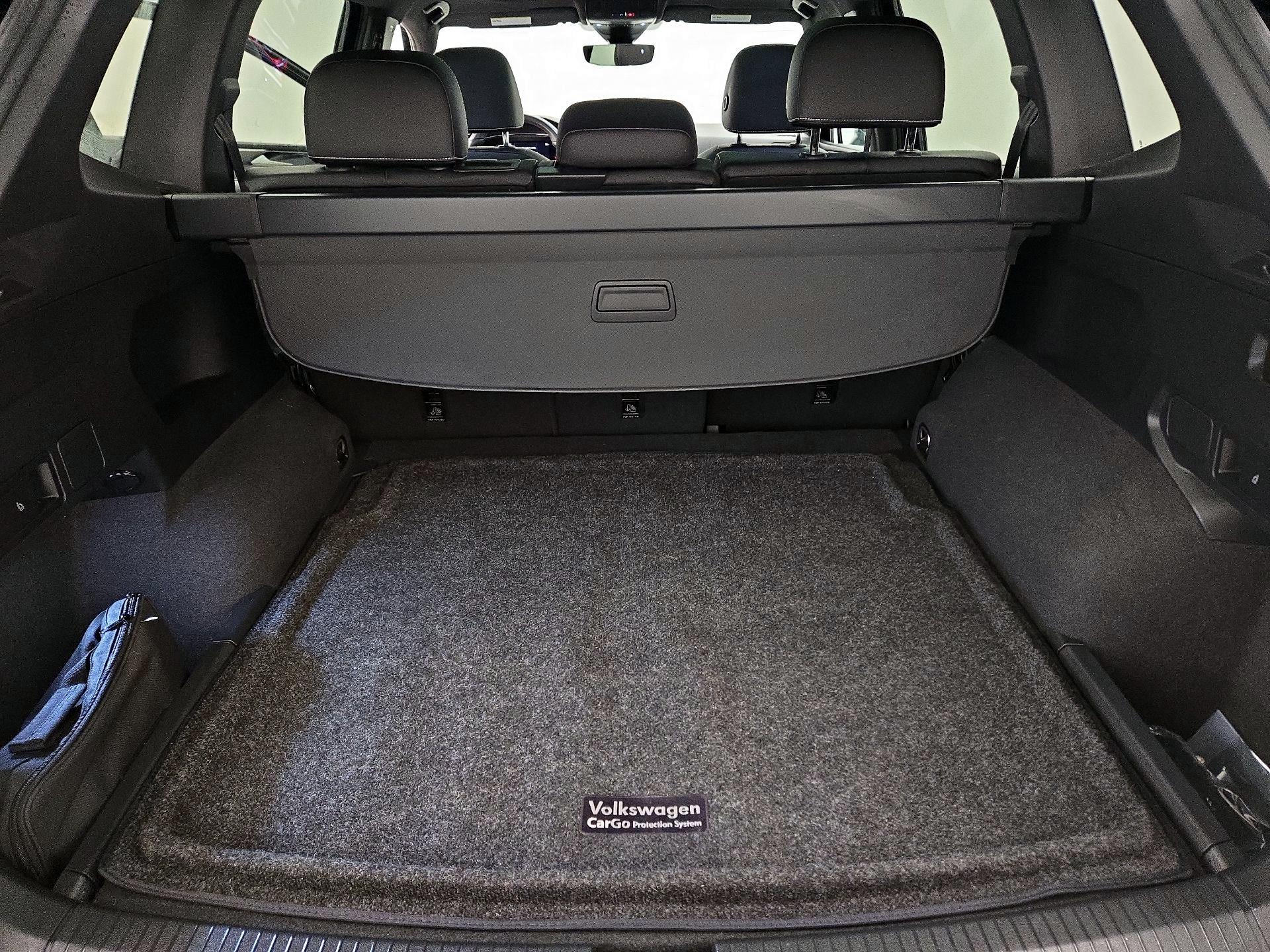 Thumbnail: 2022 Volkswagen Tiguan - 20