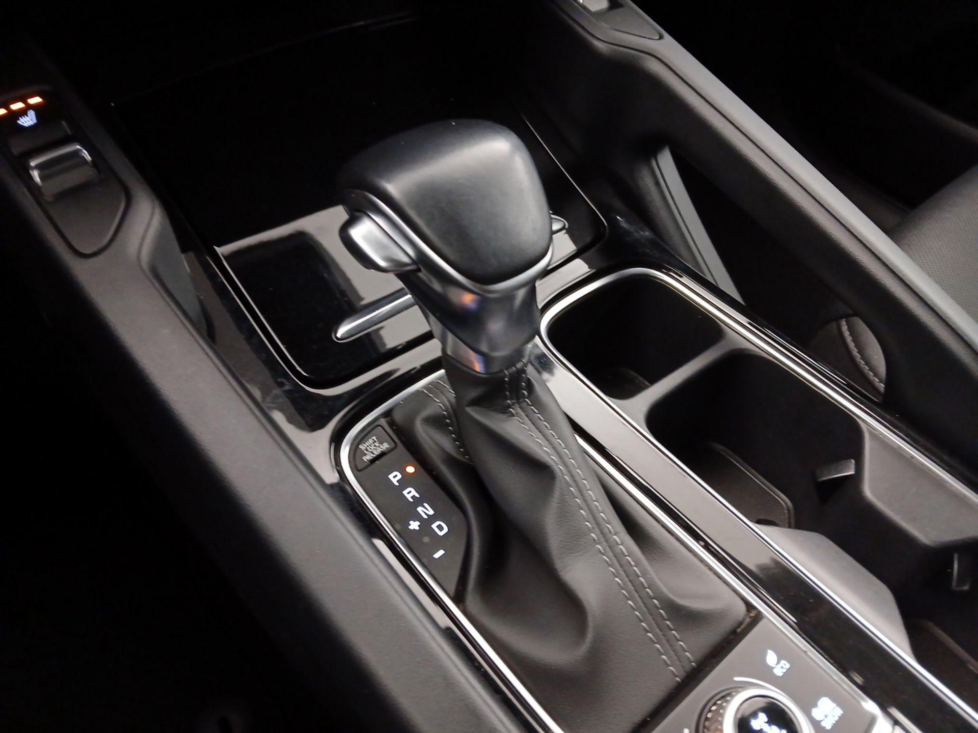 Thumbnail: 2022 Kia Telluride - 18