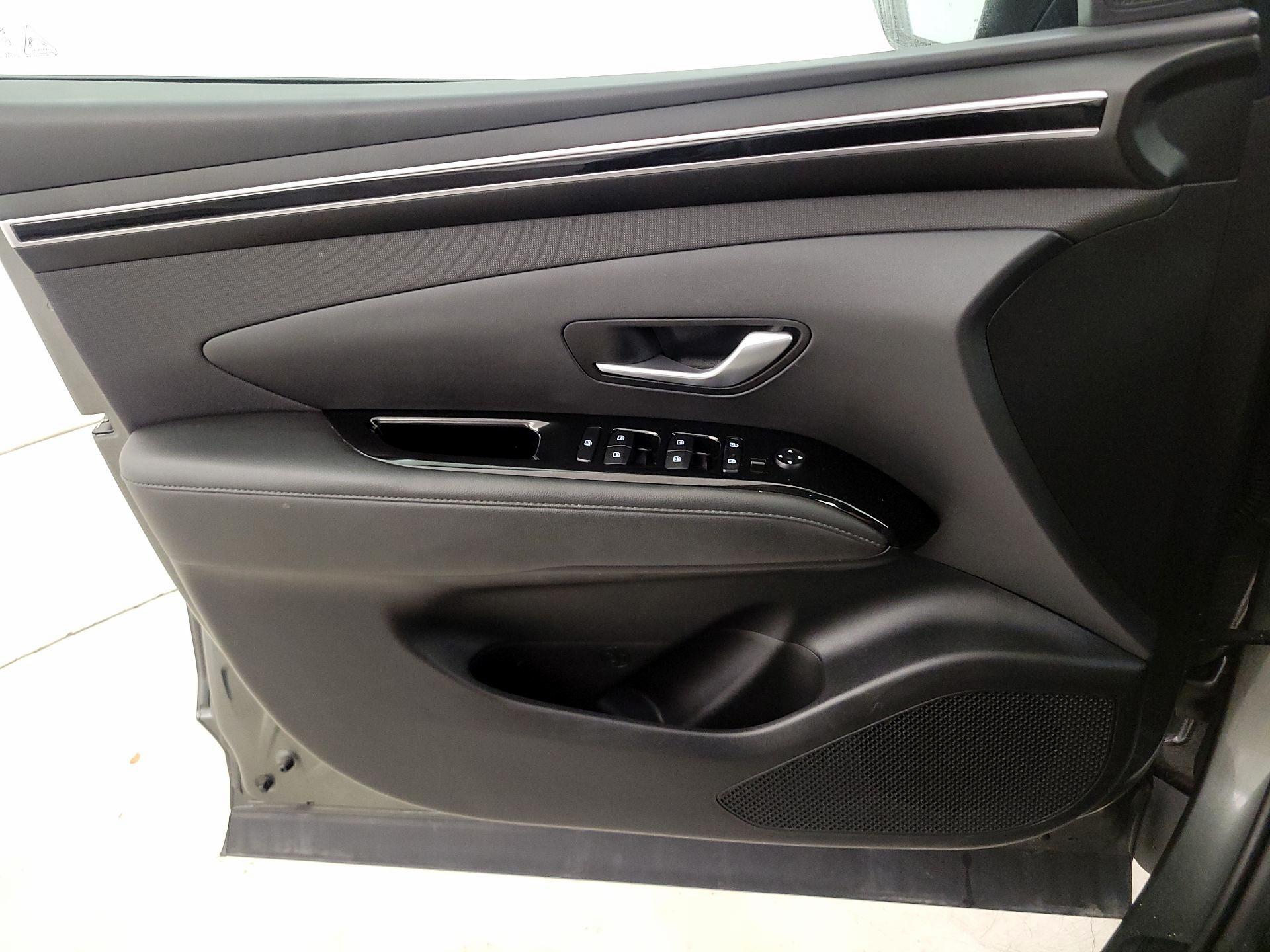 Thumbnail: 2022 Hyundai Tucson - 12