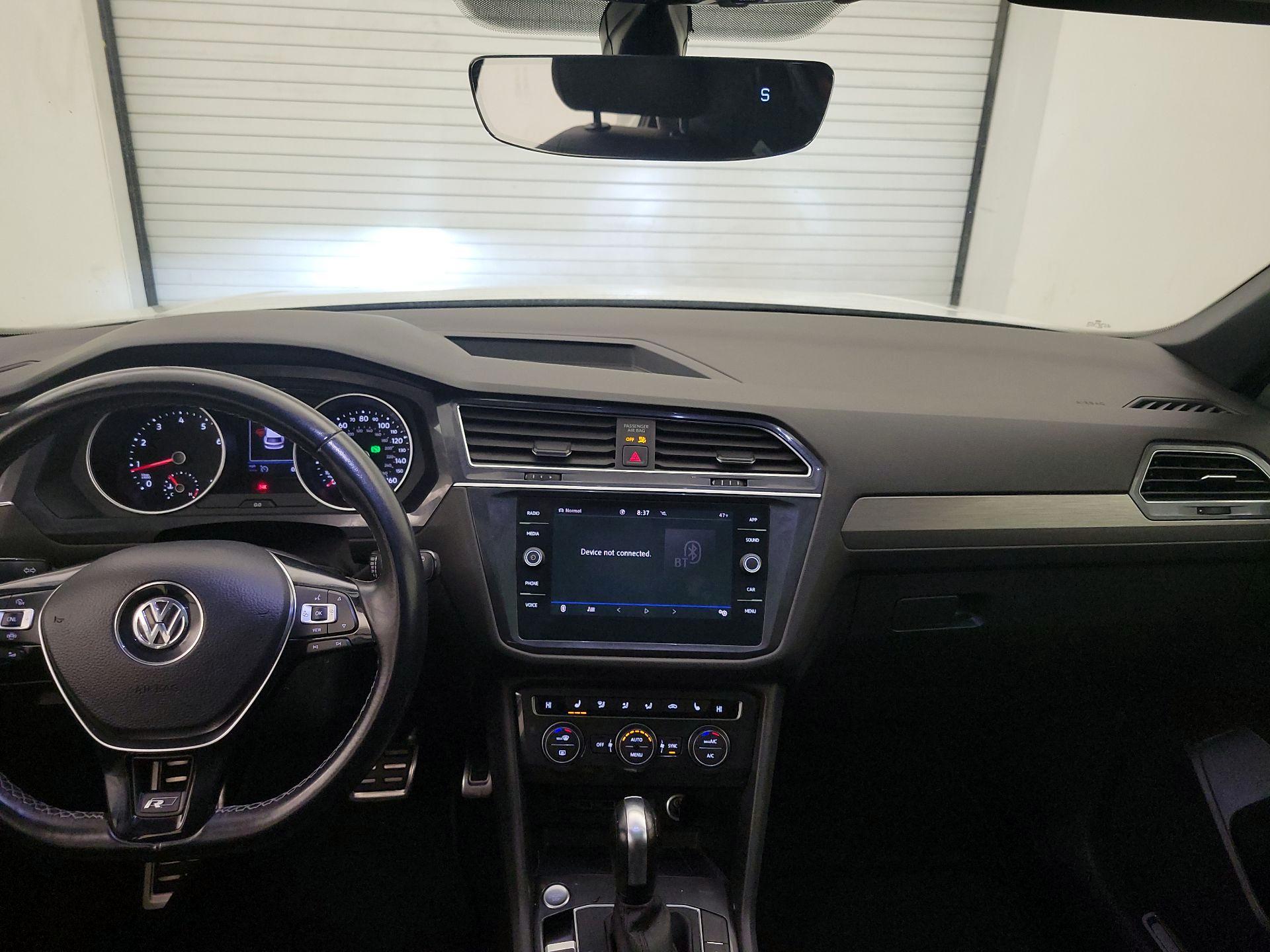 Thumbnail: 2020 Volkswagen Tiguan - 9