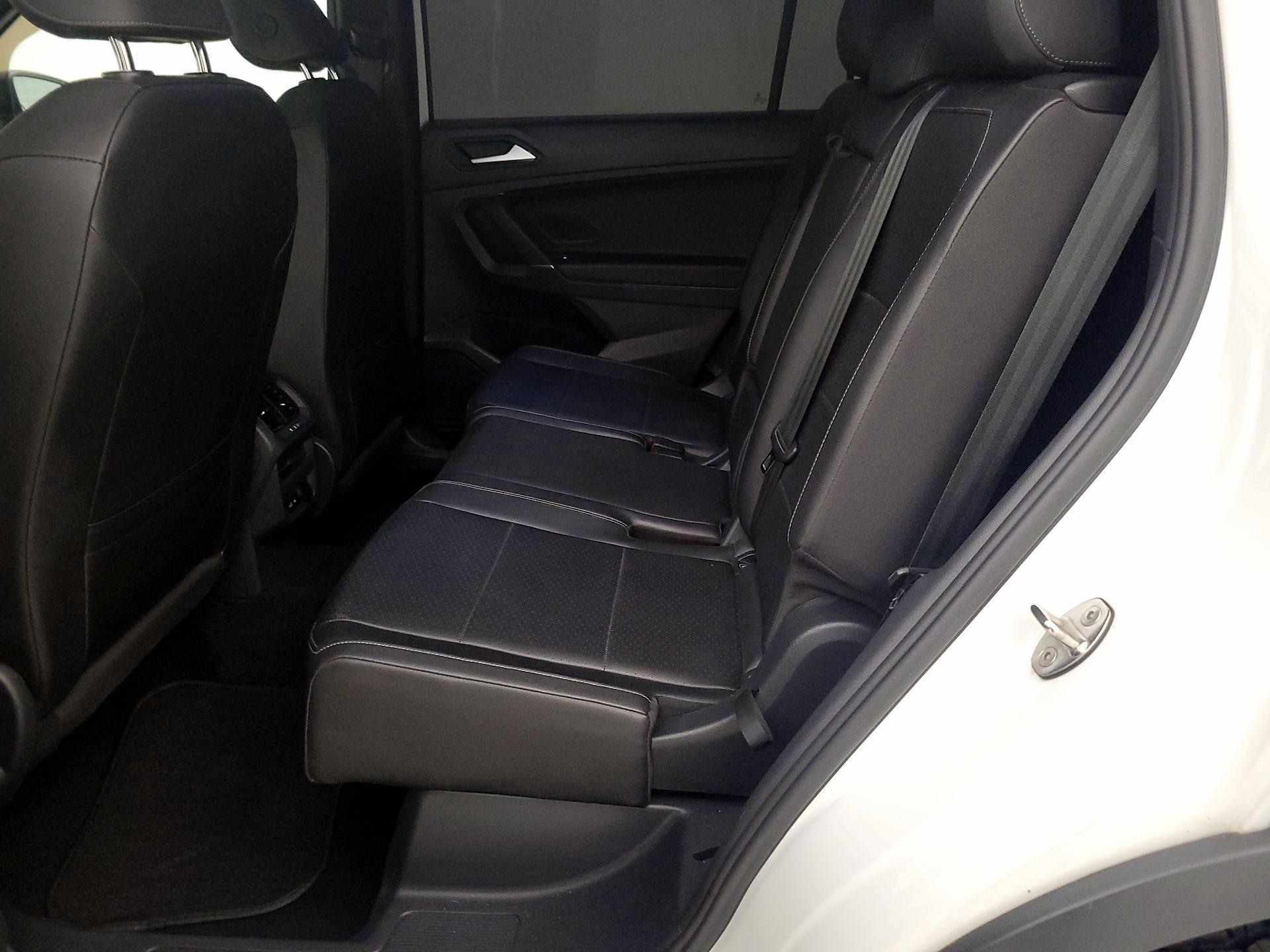 Thumbnail: 2020 Volkswagen Tiguan - 20