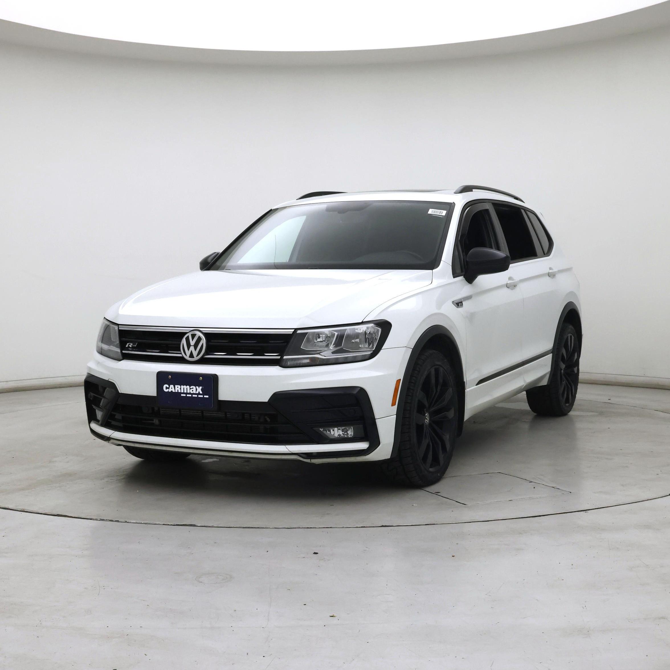 Thumbnail: 2020 Volkswagen Tiguan - 4