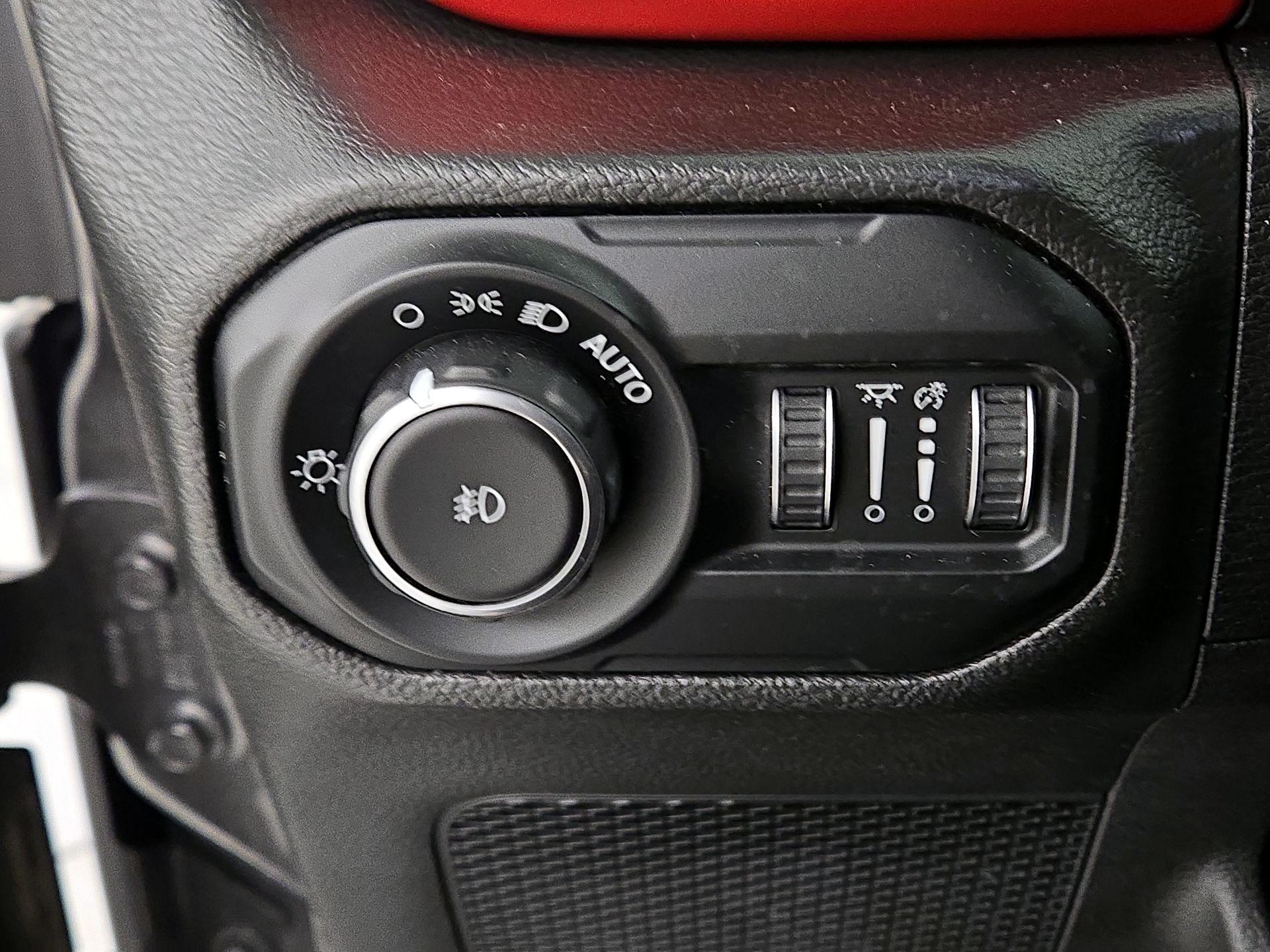 Thumbnail: 2021 Jeep Wrangler - 13