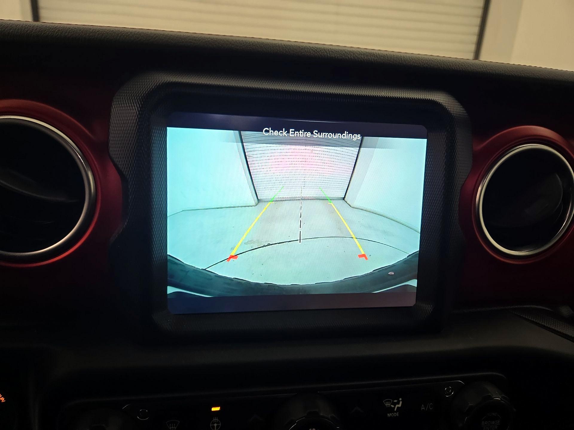 Thumbnail: 2021 Jeep Wrangler - 14