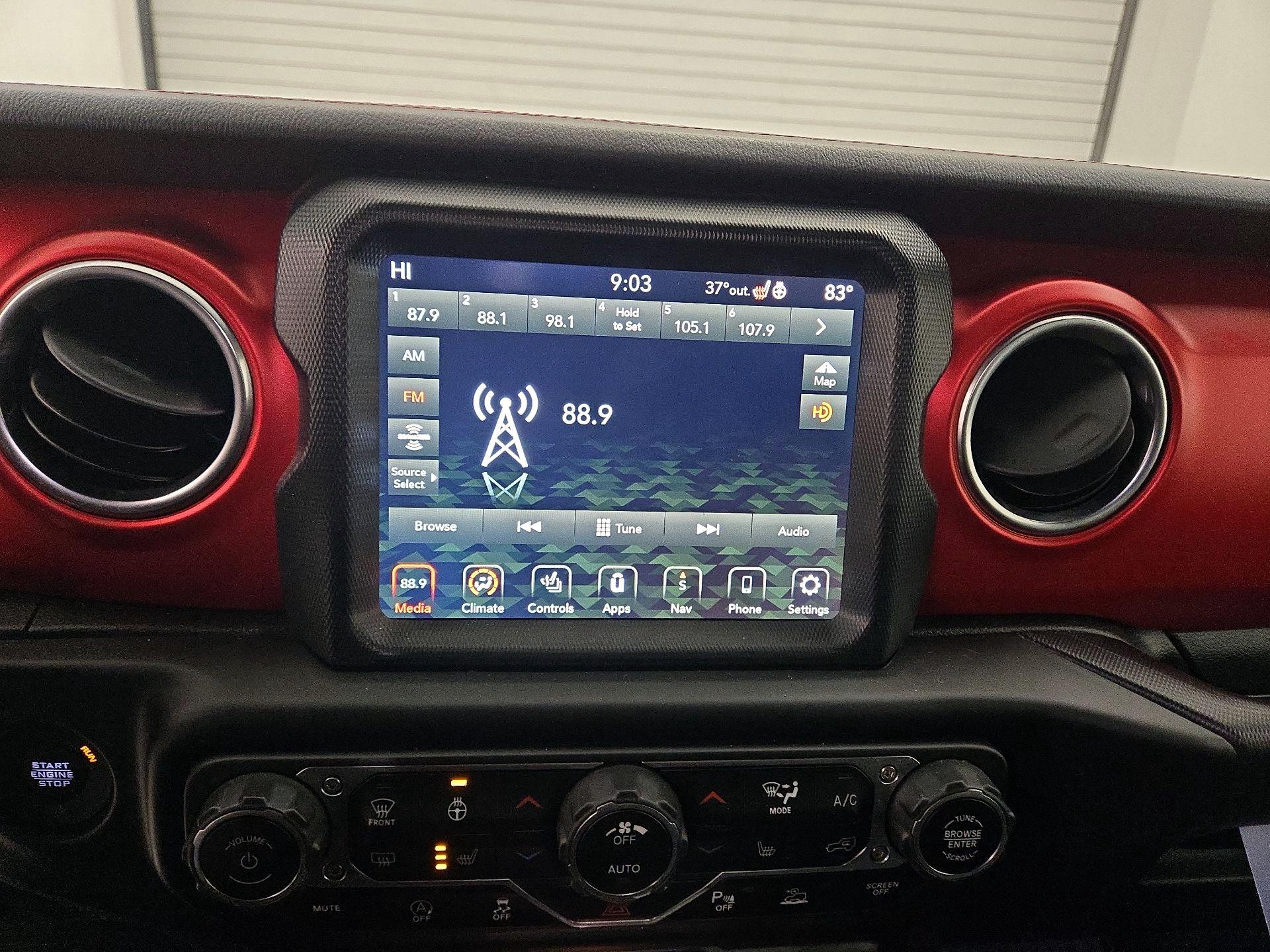 Thumbnail: 2021 Jeep Wrangler - 15