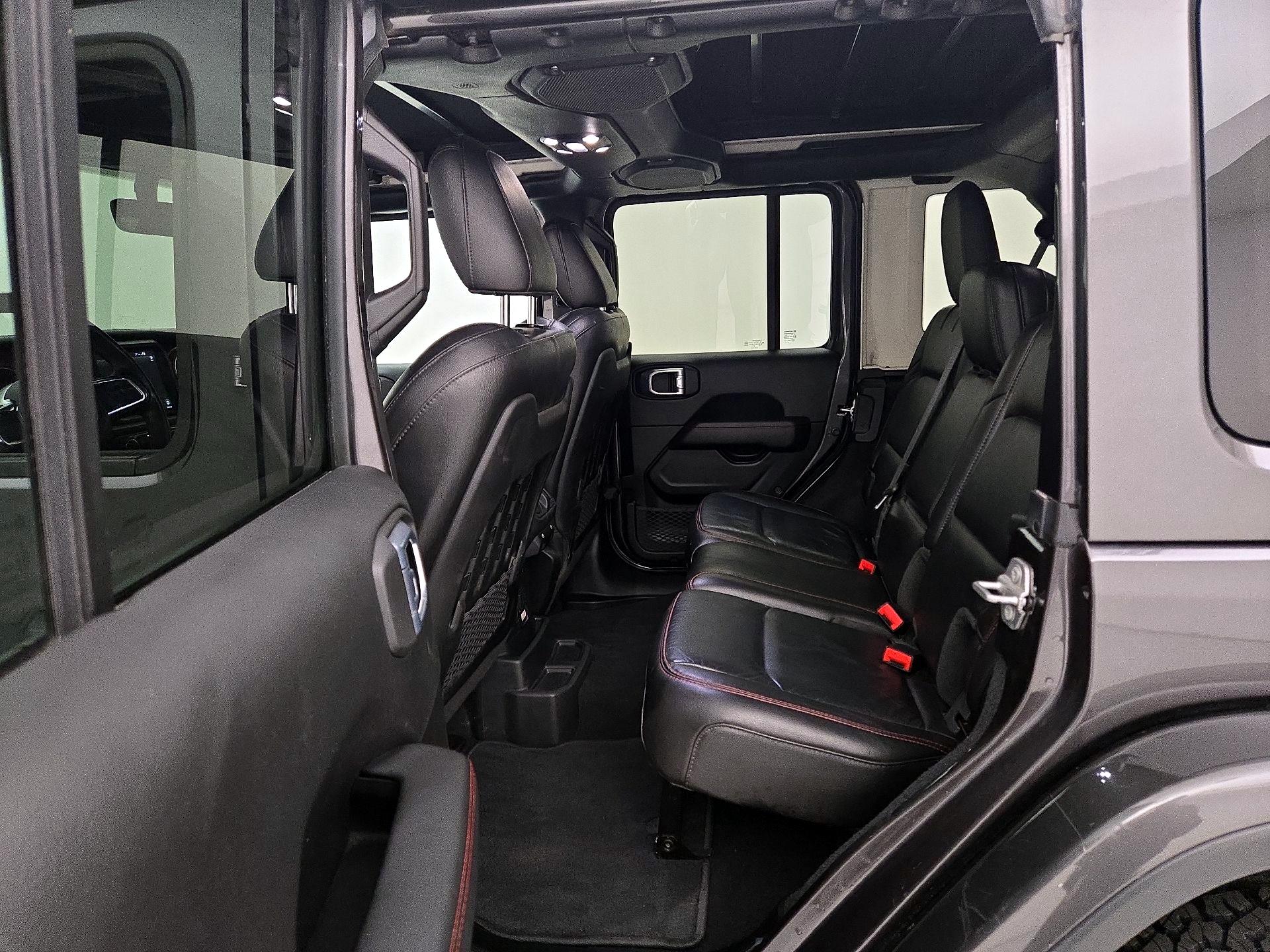 Thumbnail: 2021 Jeep Wrangler - 18