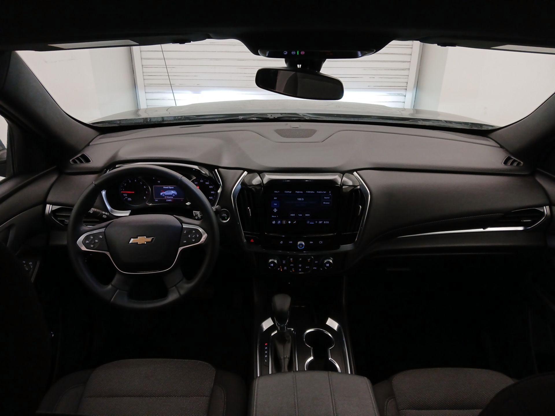 Thumbnail: 2023 Chevrolet Traverse - 9