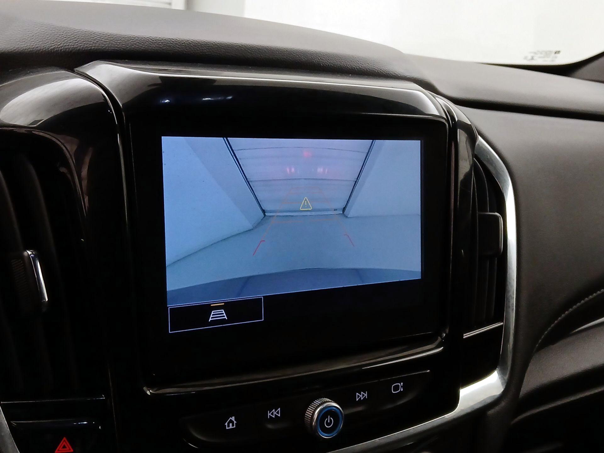 Thumbnail: 2023 Chevrolet Traverse - 14