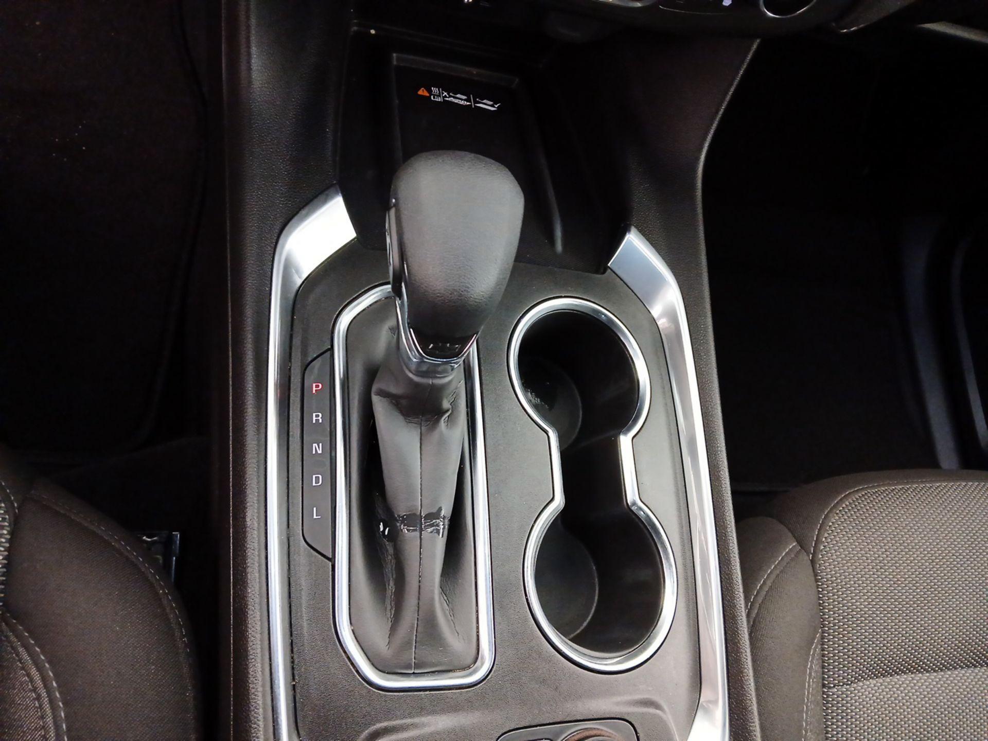 Thumbnail: 2023 Chevrolet Traverse - 17