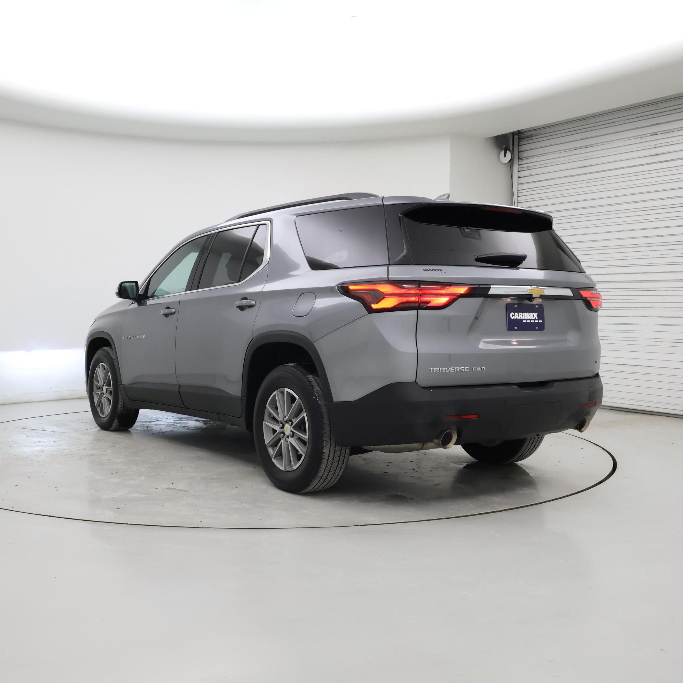 Thumbnail: 2023 Chevrolet Traverse - 2