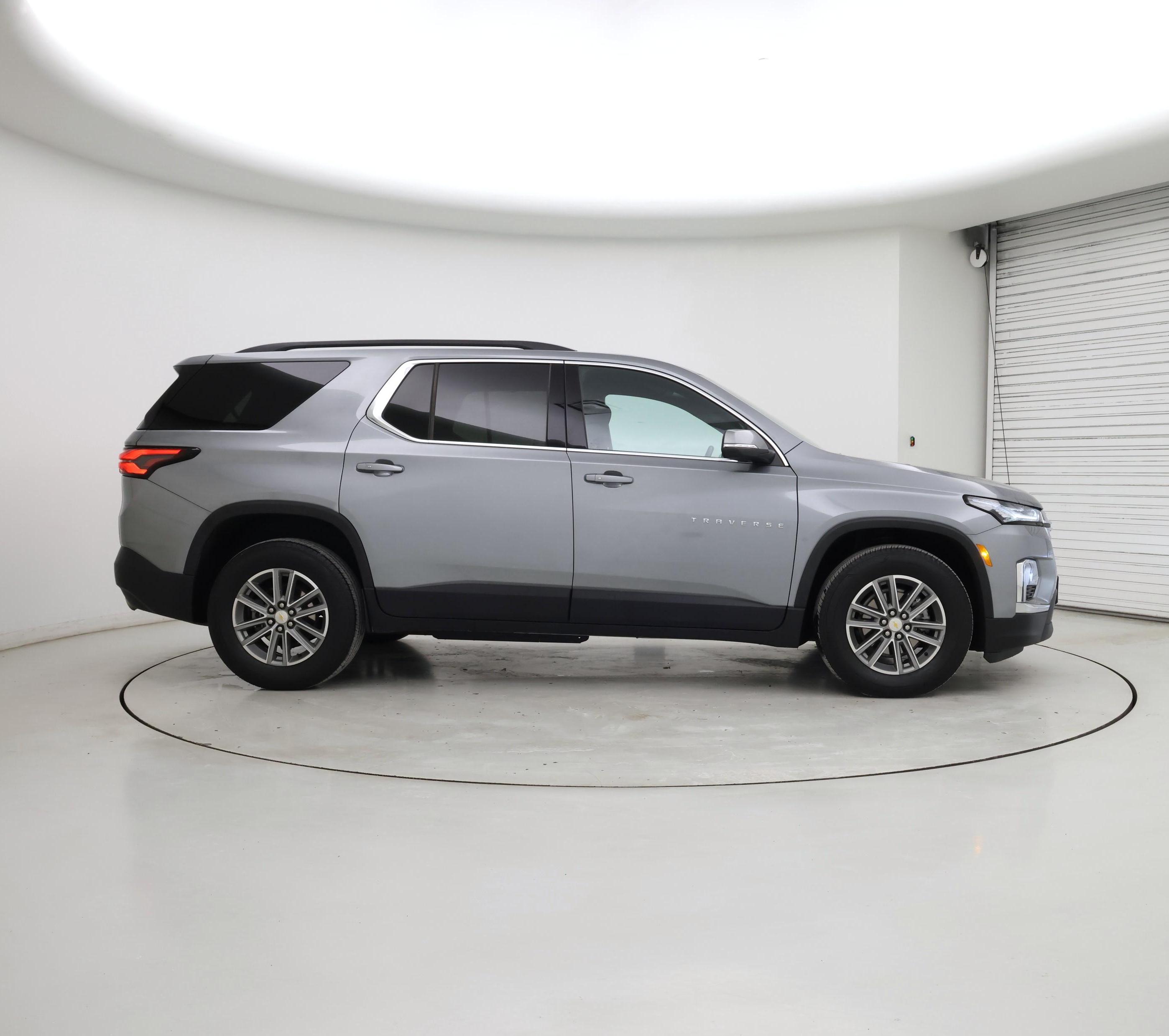 Thumbnail: 2023 Chevrolet Traverse - 7