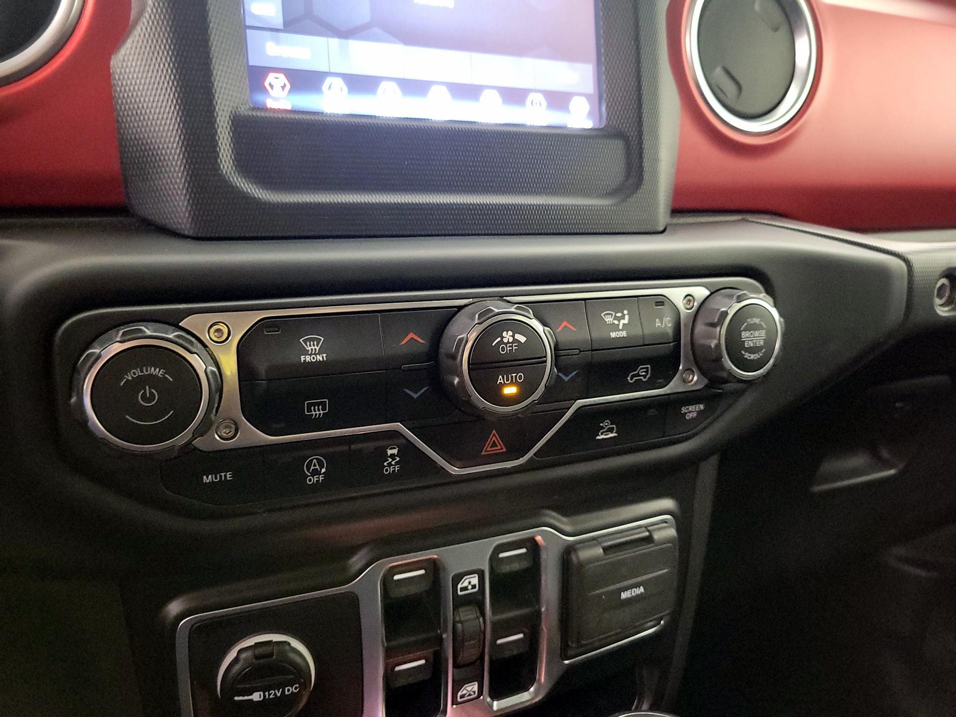 Thumbnail: 2021 Jeep Wrangler - 16