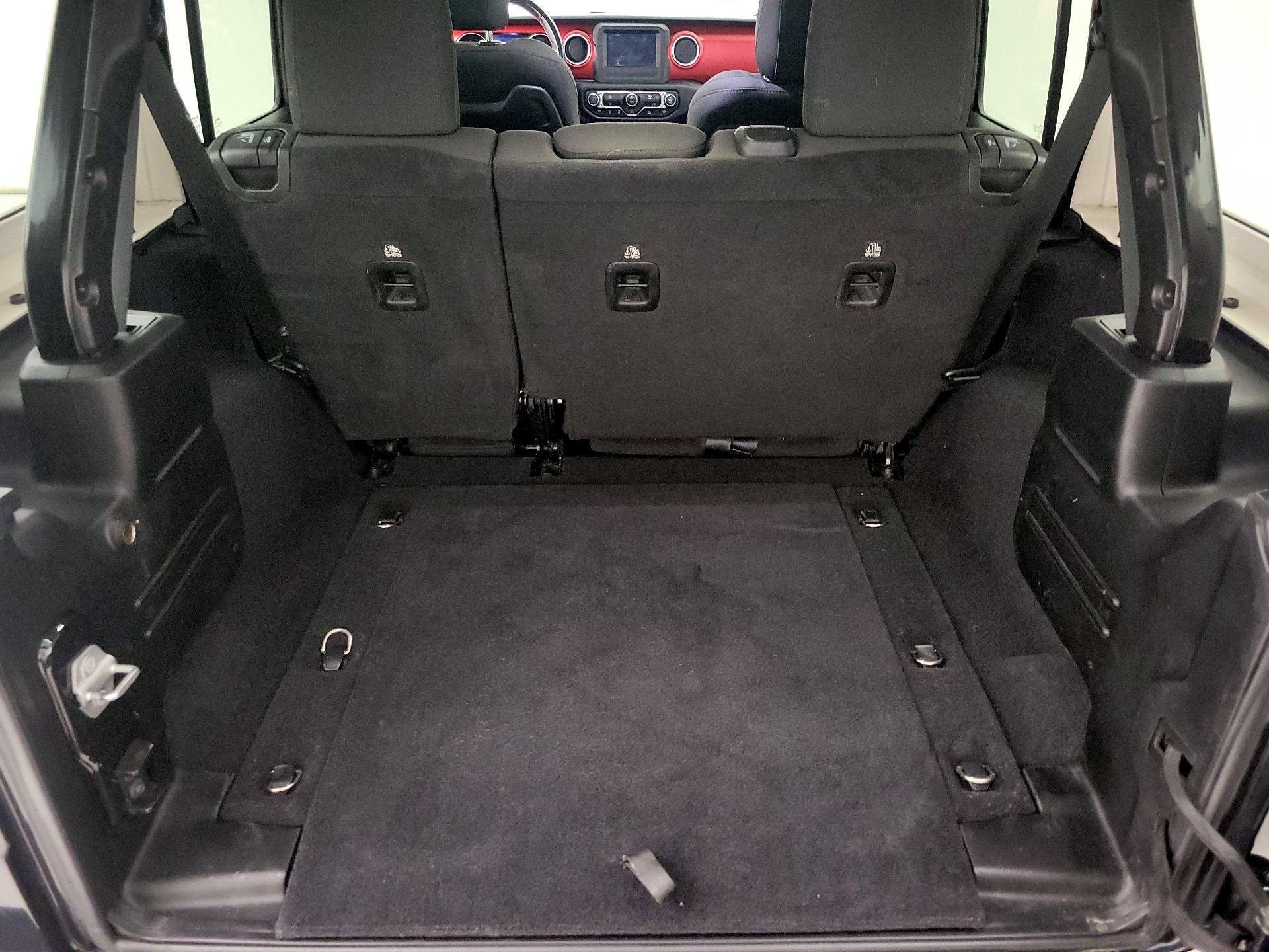 Thumbnail: 2021 Jeep Wrangler - 20