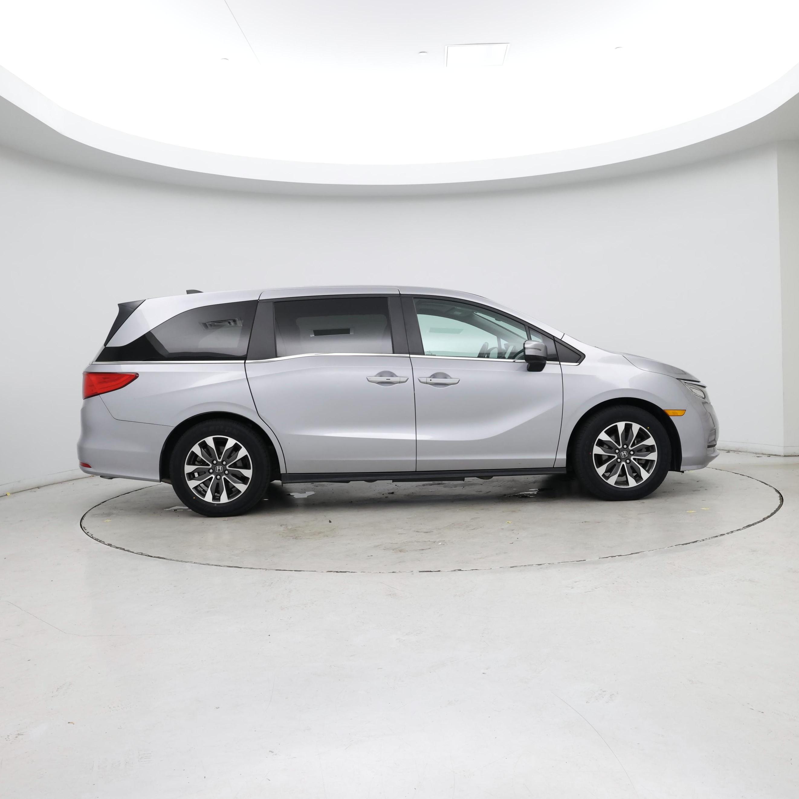 Thumbnail: 2022 Honda Odyssey - 7