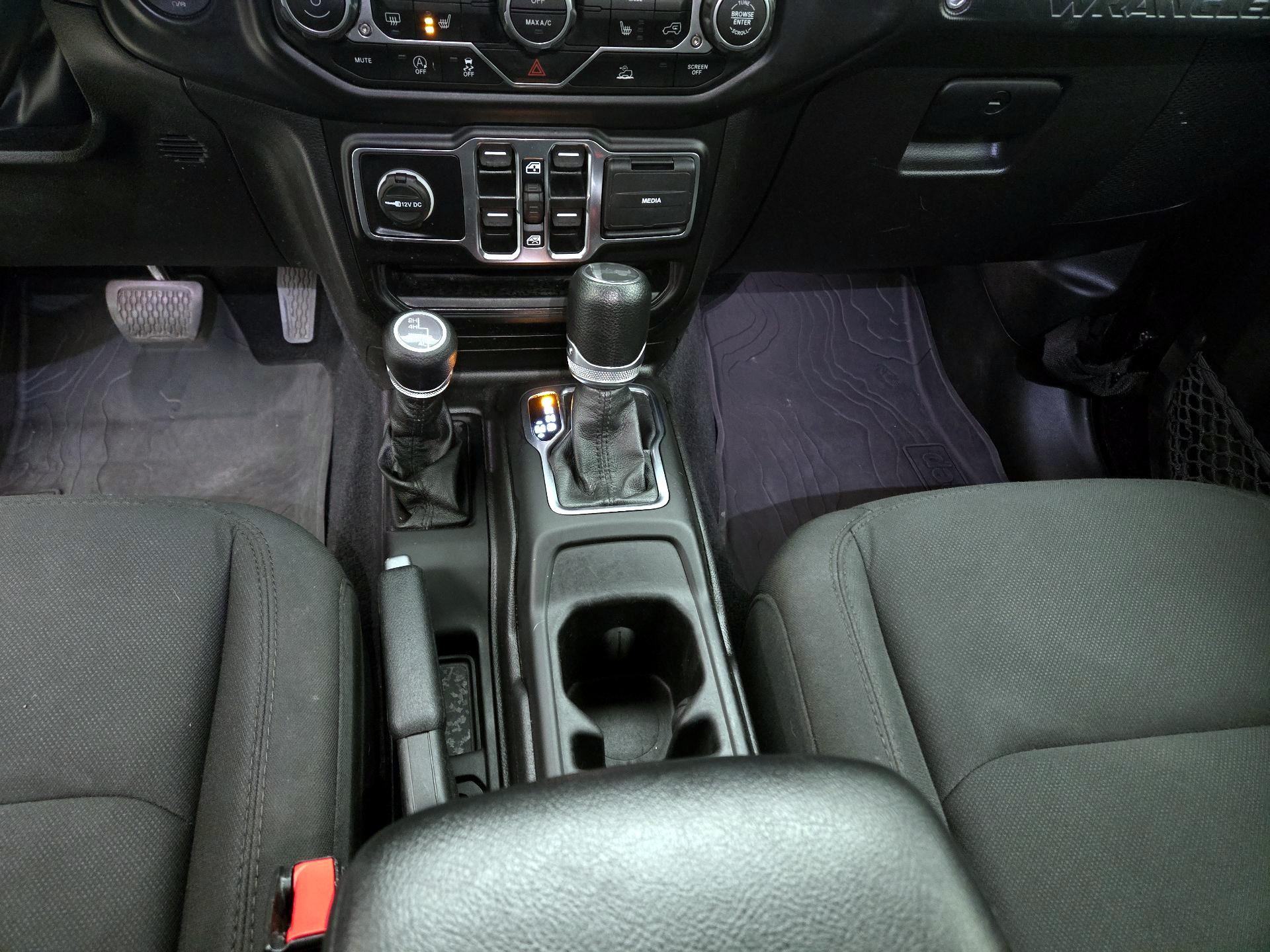 Thumbnail: 2023 Jeep Wrangler - 17