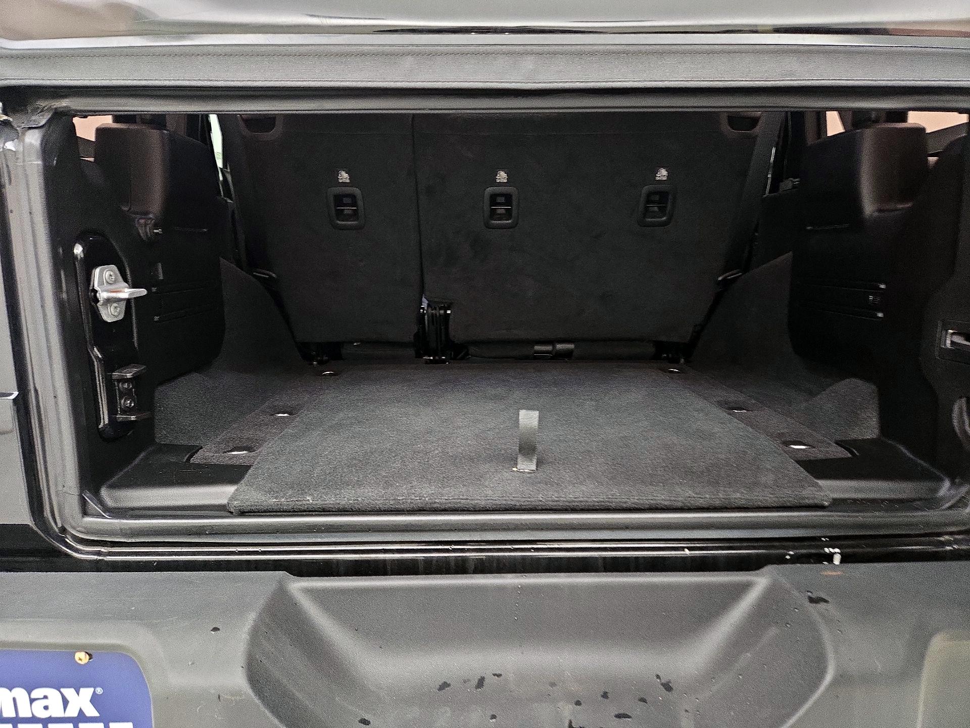 Thumbnail: 2023 Jeep Wrangler - 20