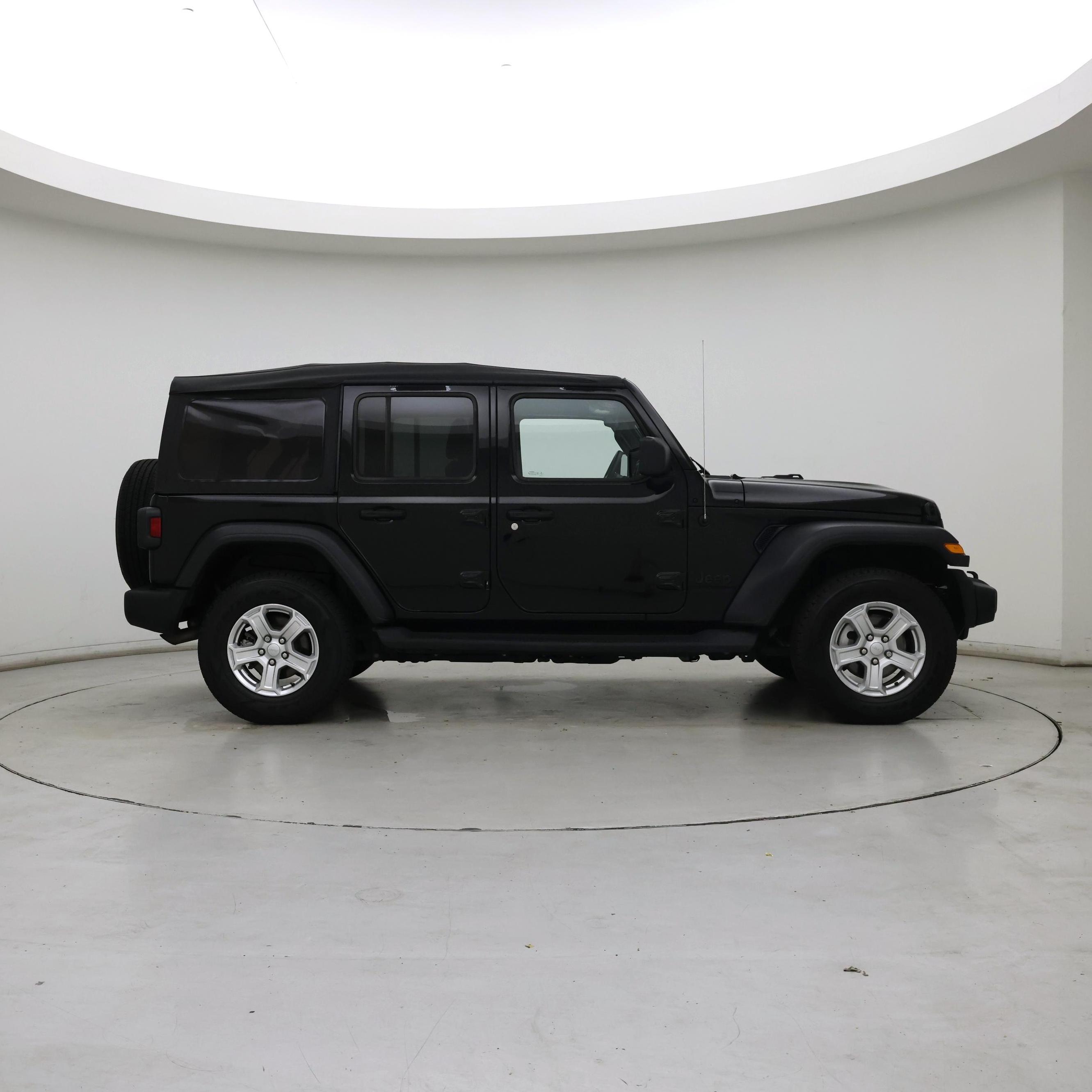 Thumbnail: 2023 Jeep Wrangler - 7