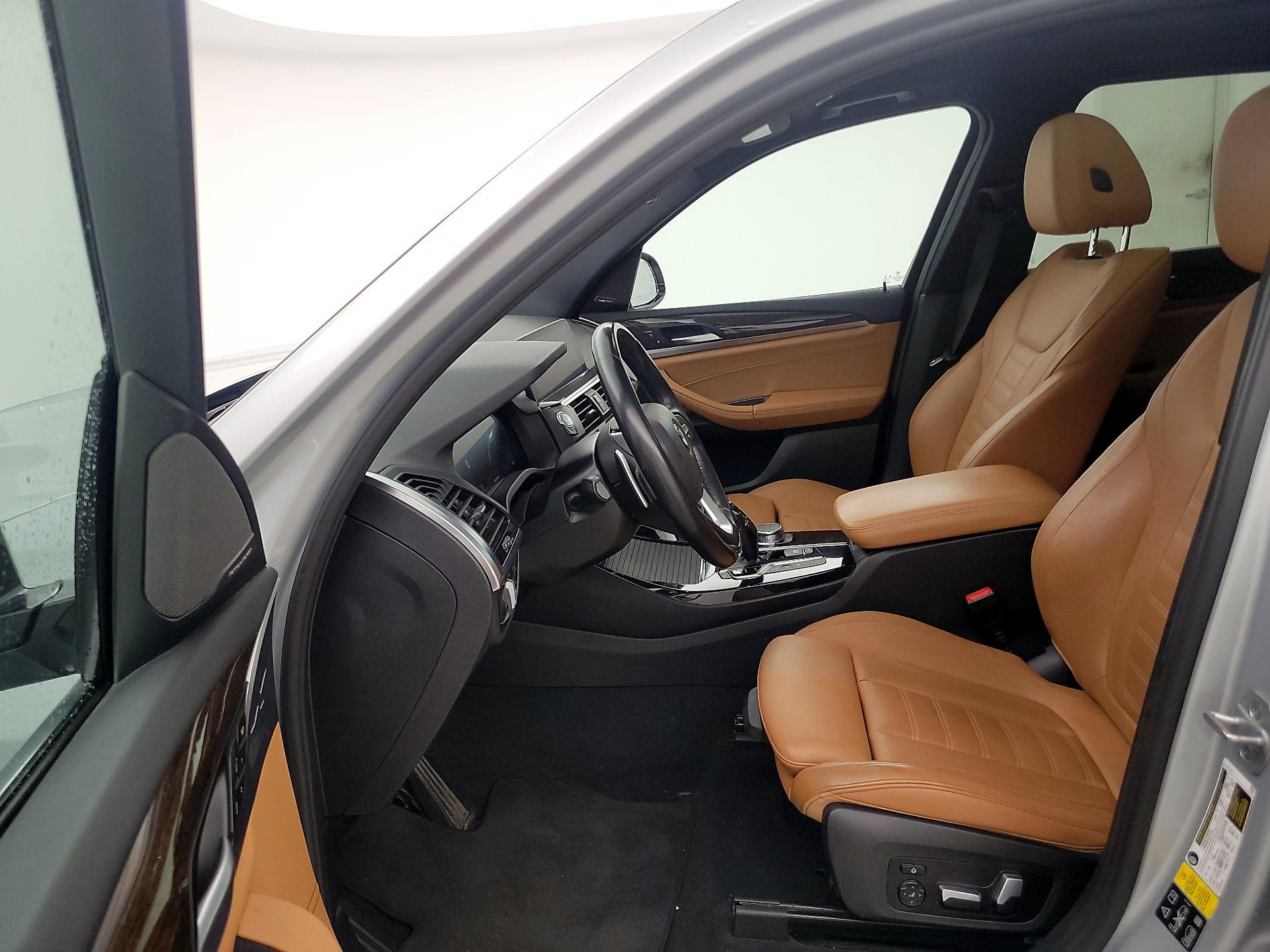 Thumbnail: 2021 BMW X3 - 11