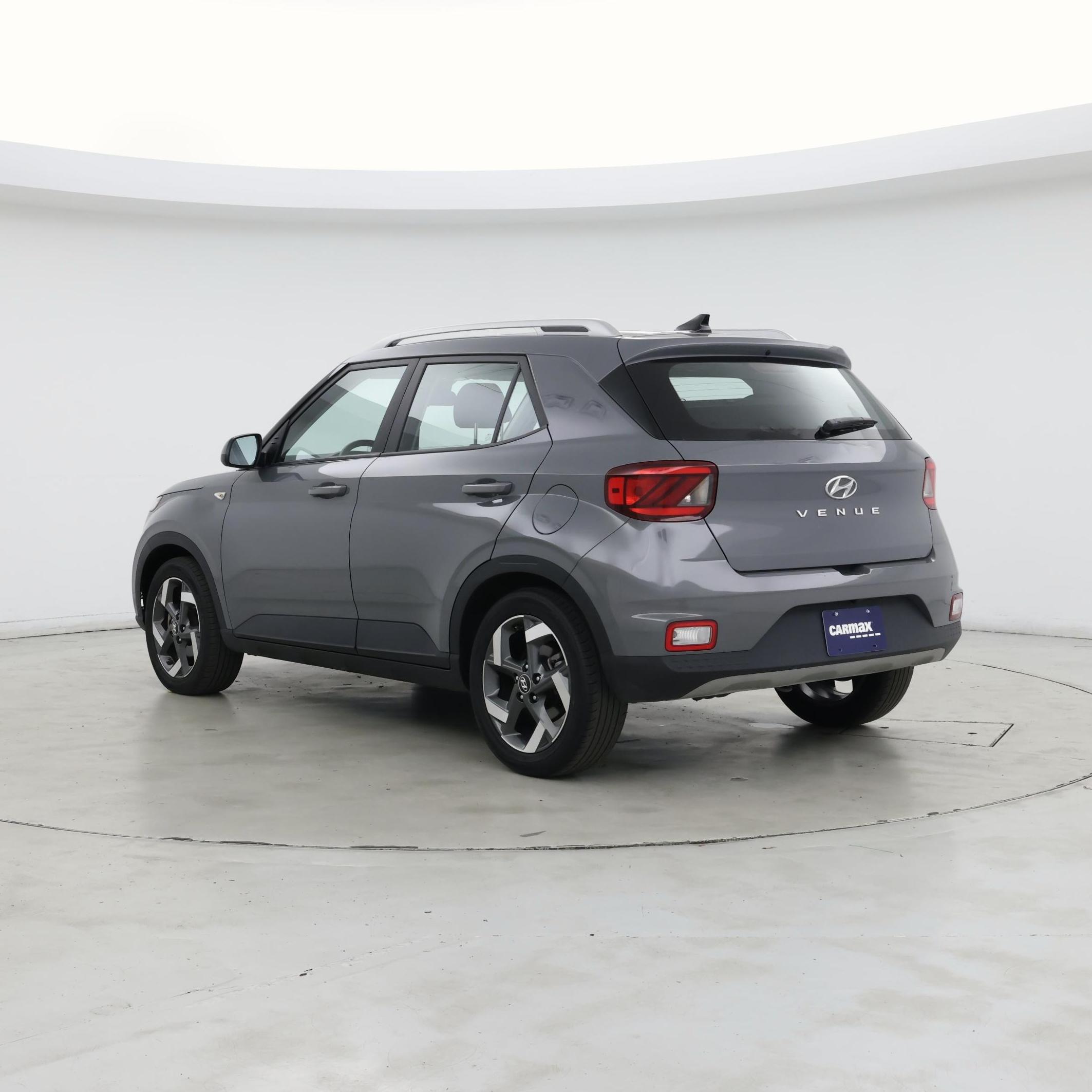 Thumbnail: 2022 Hyundai Venue - 2