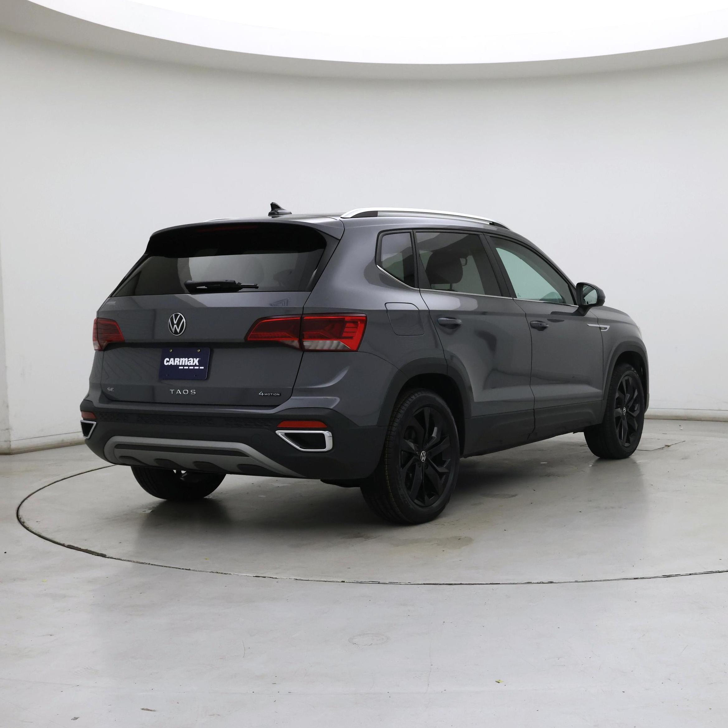 Thumbnail: 2023 Volkswagen Taos - 8