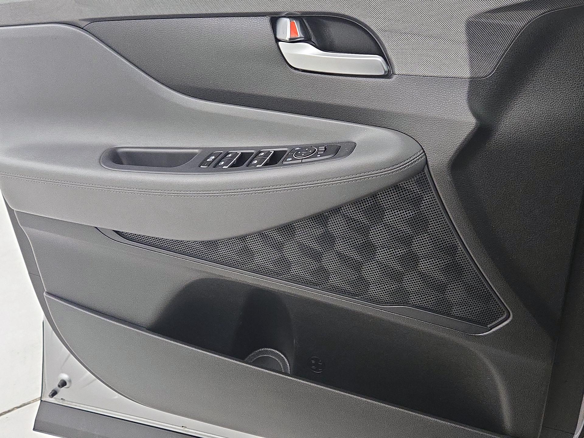 Thumbnail: 2023 Hyundai Santa Fe - 12