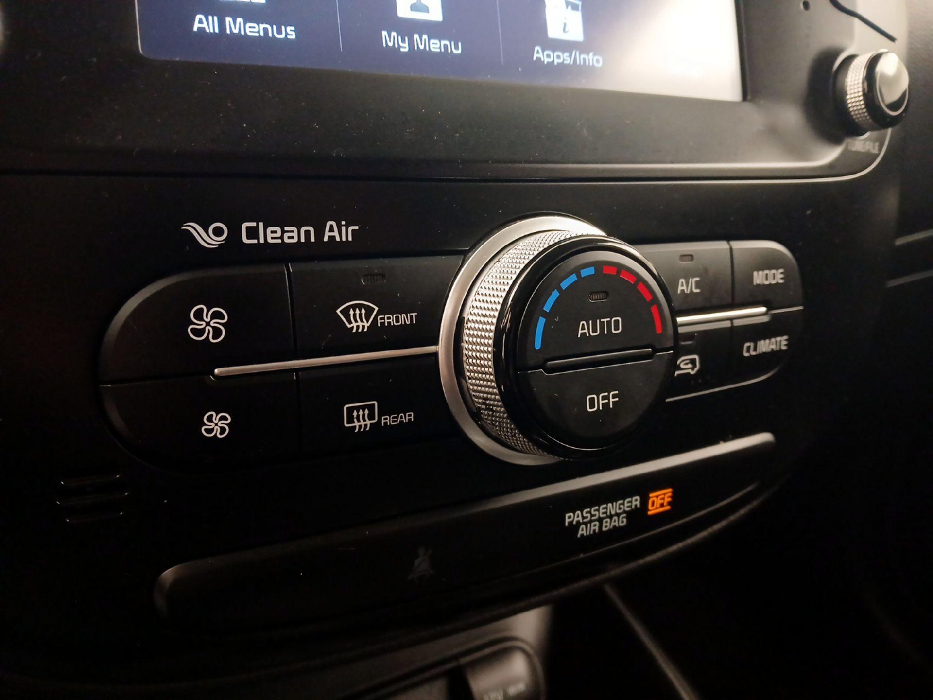 Thumbnail: 2018 Kia Soul - 16