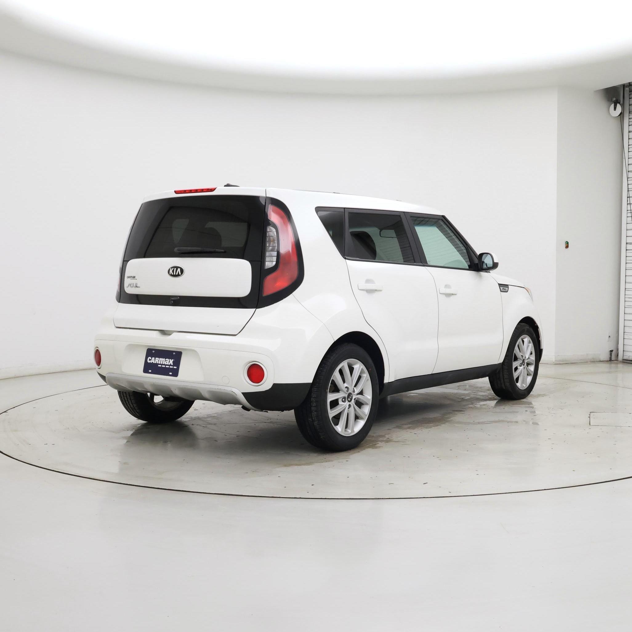 Thumbnail: 2018 Kia Soul - 8